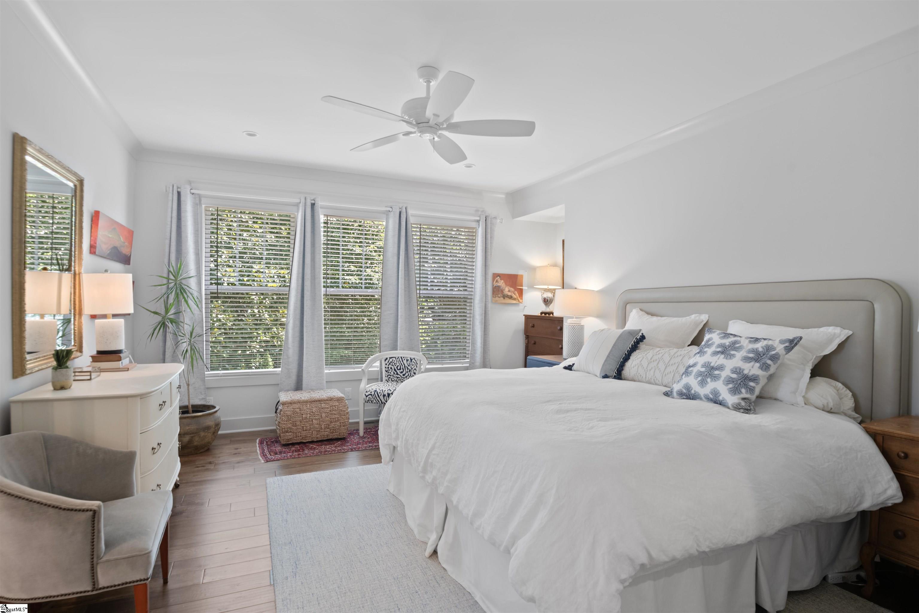 2 Country Squire Court Property Photo 22