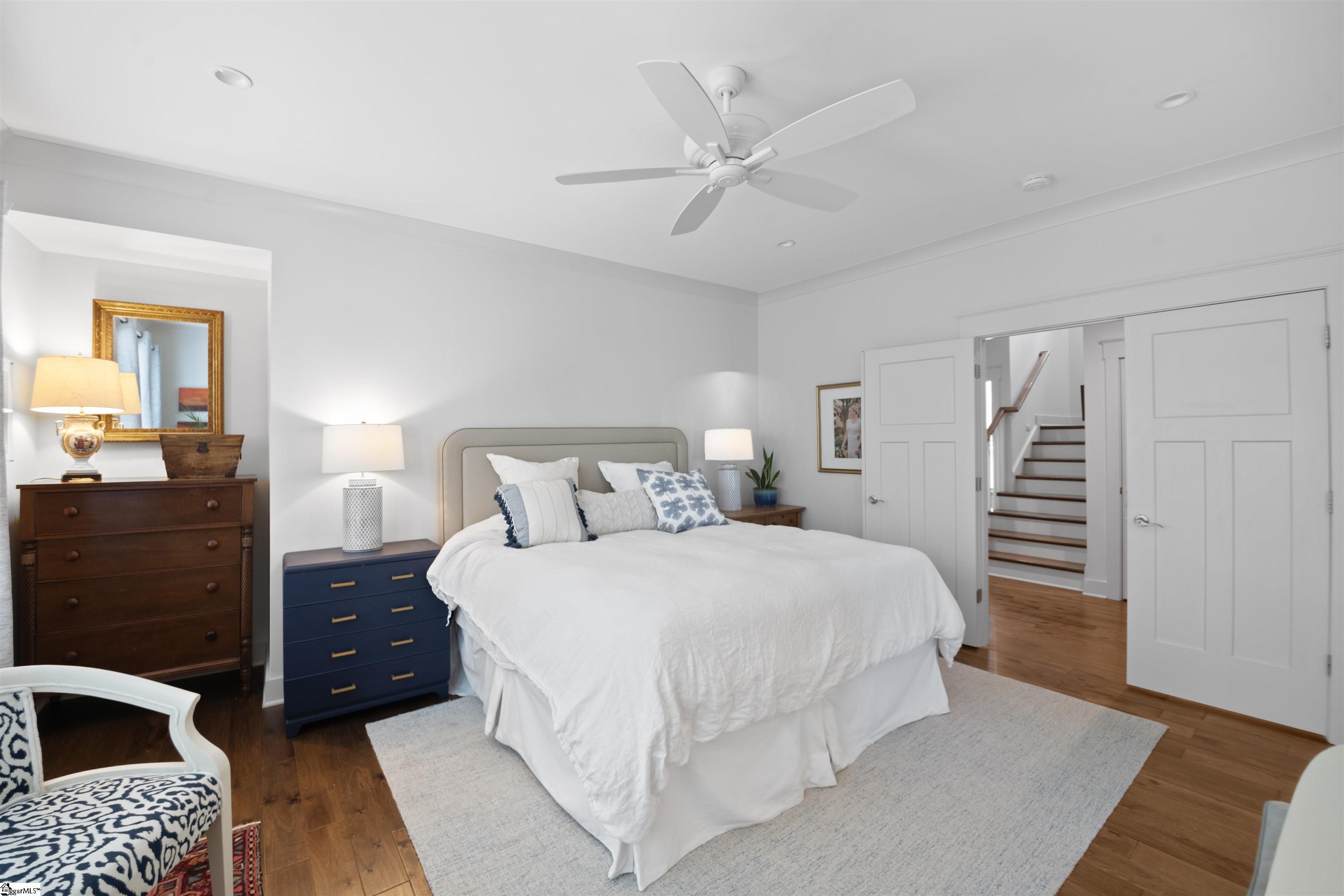 2 Country Squire Court Property Photo 24