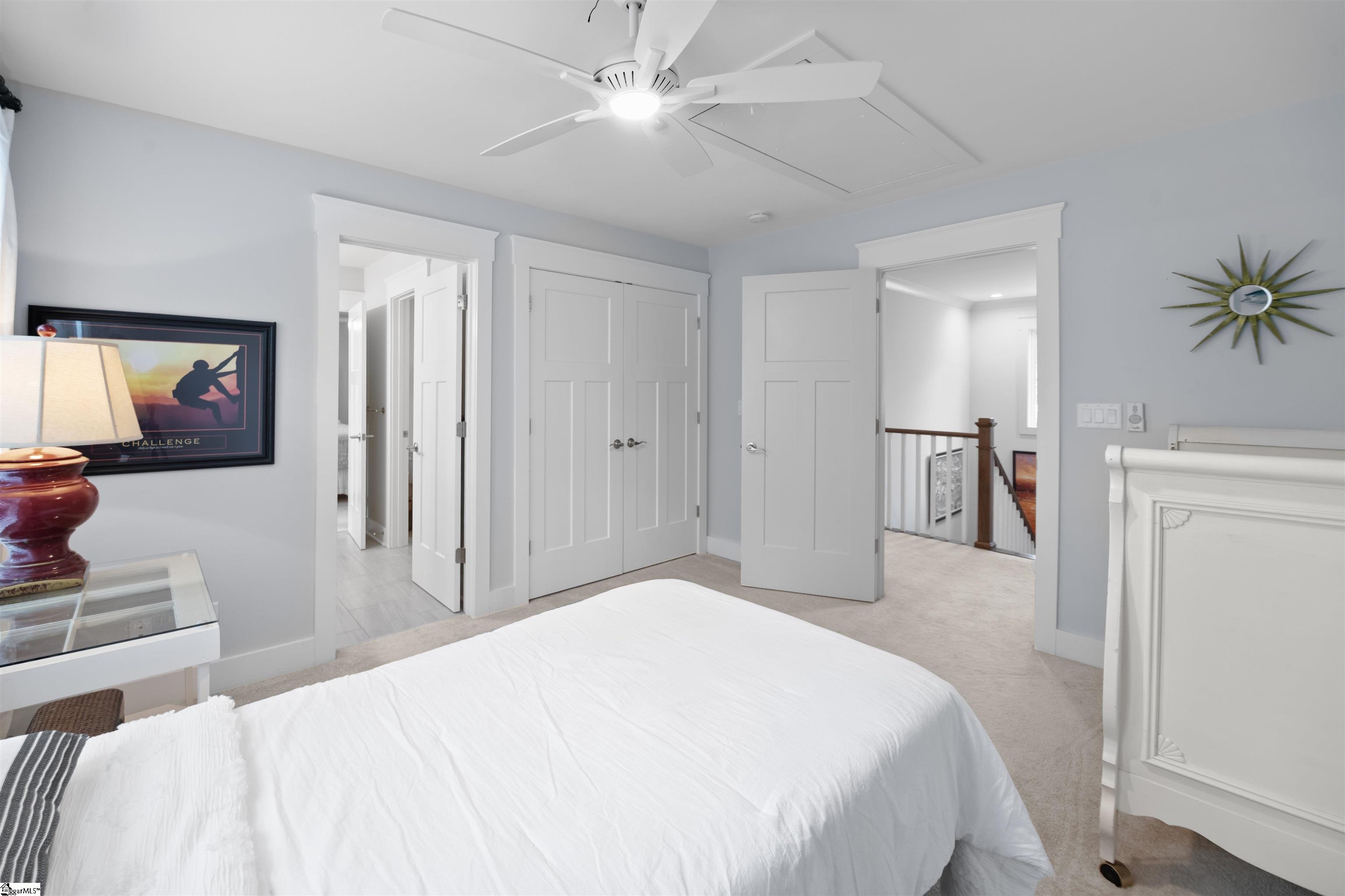 2 Country Squire Court Property Photo 37