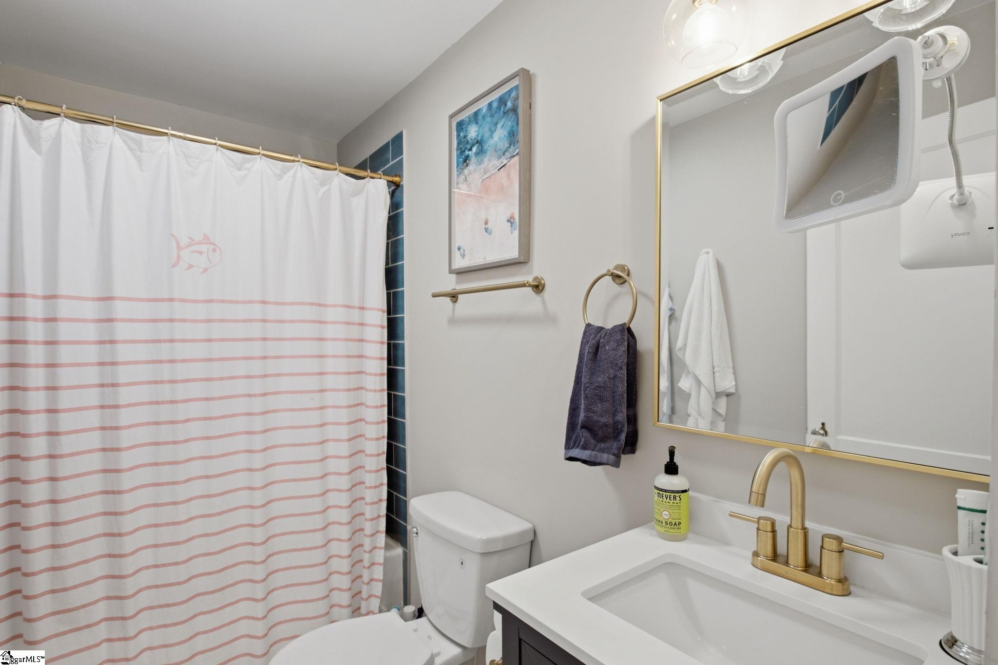 824 Chick Springs Road Property Photo 14
