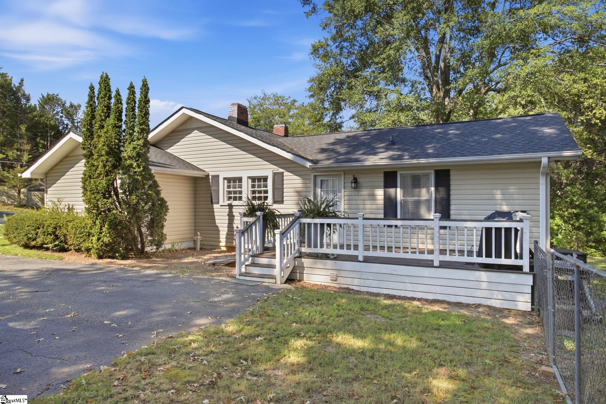 824 Chick Springs Road Property Photo 15