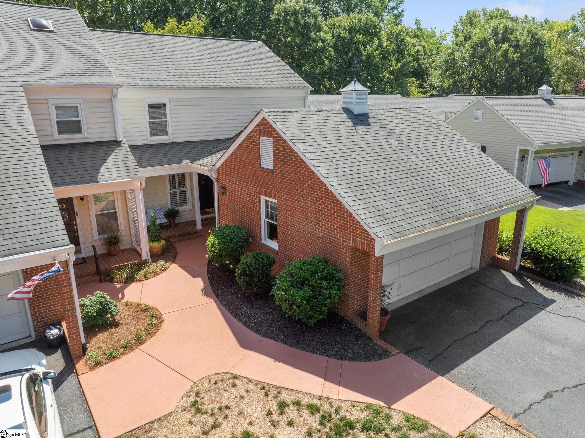 1272 Shadow Way Property Photo 3