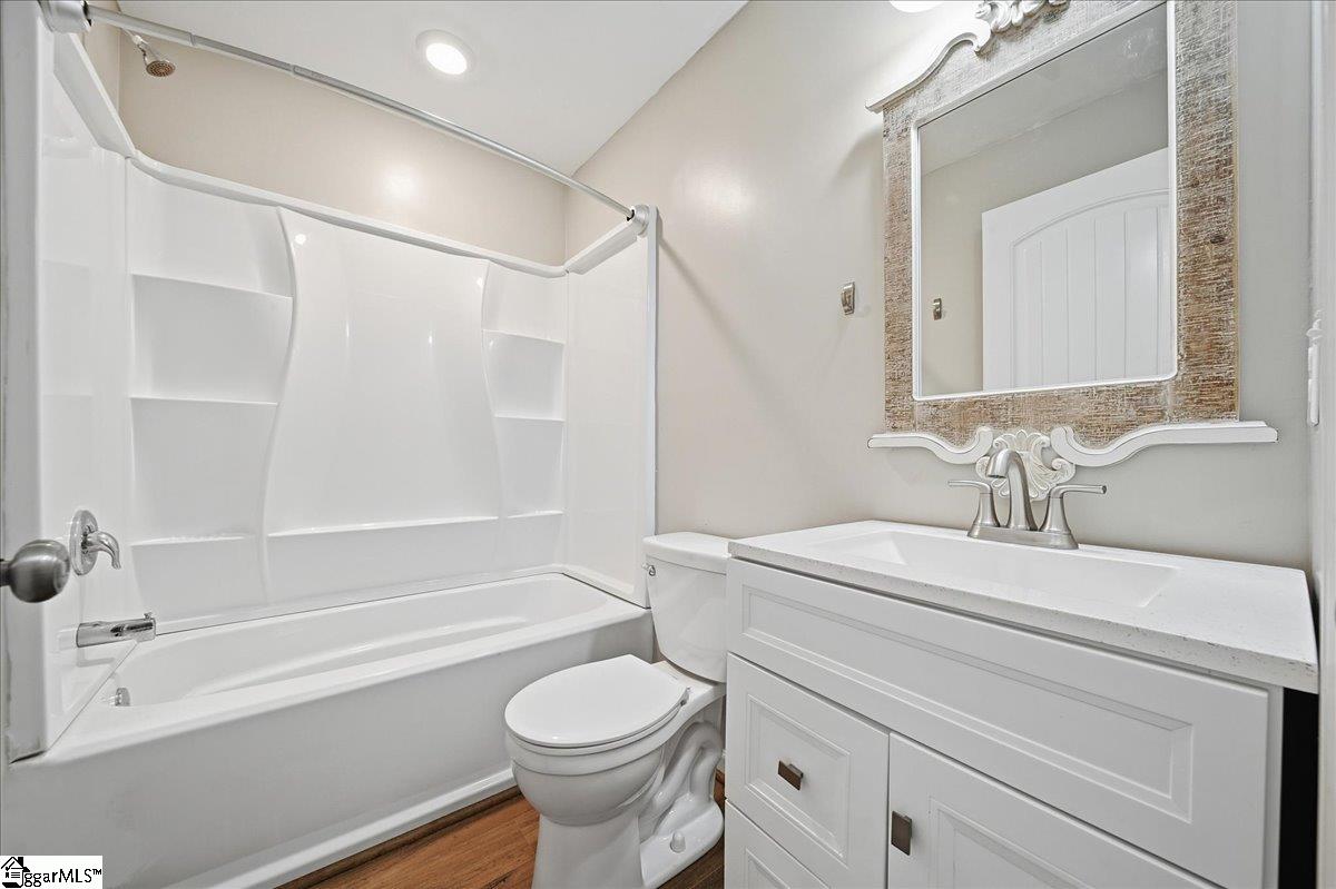 123 Monaview Circle Property Photo 17