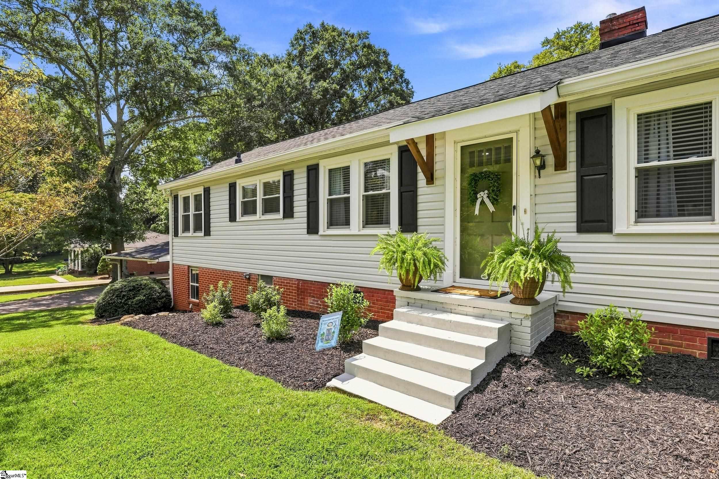 103 Horton Avenue Property Photo 4