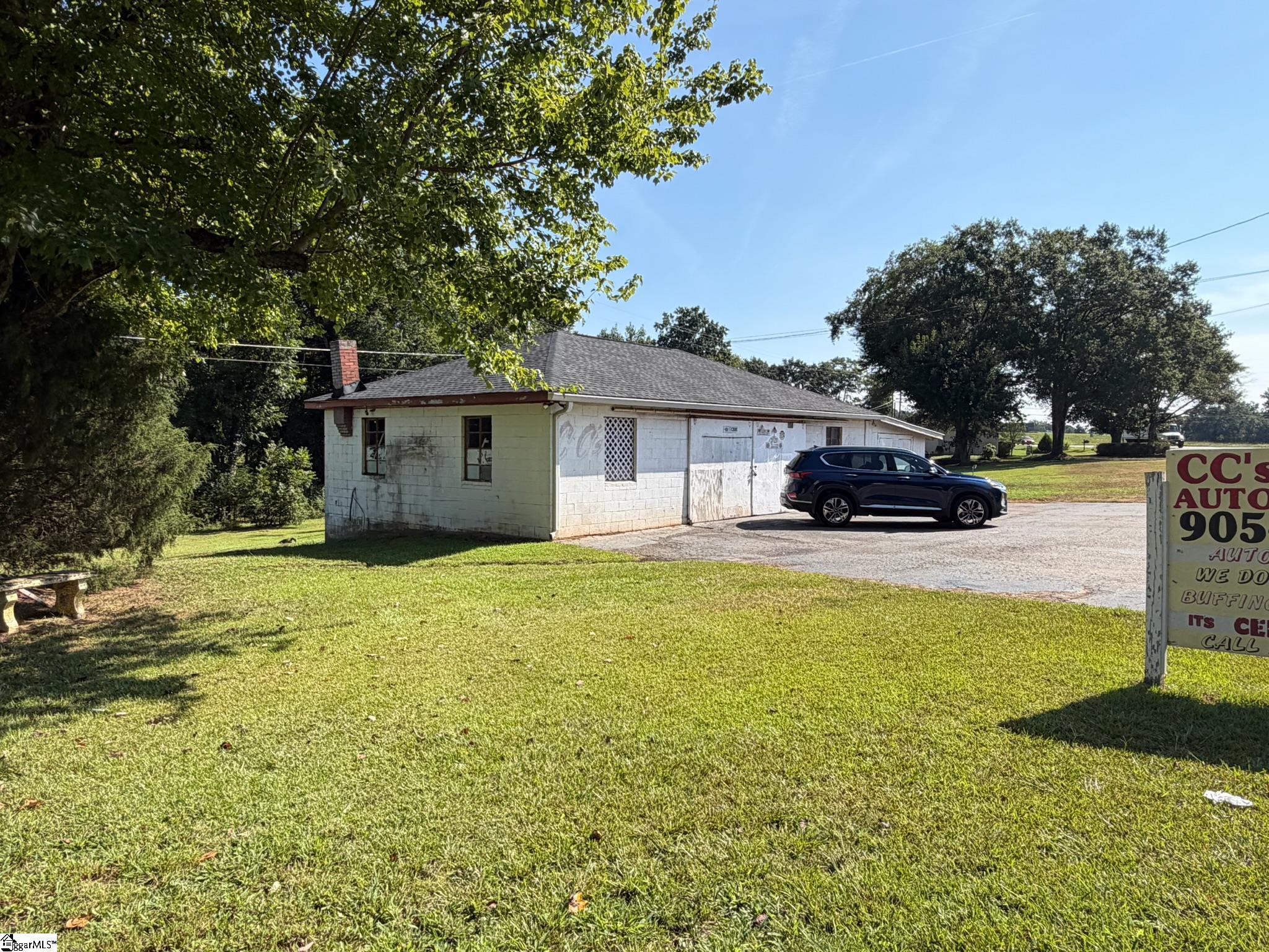 1602753 Property Photo 3