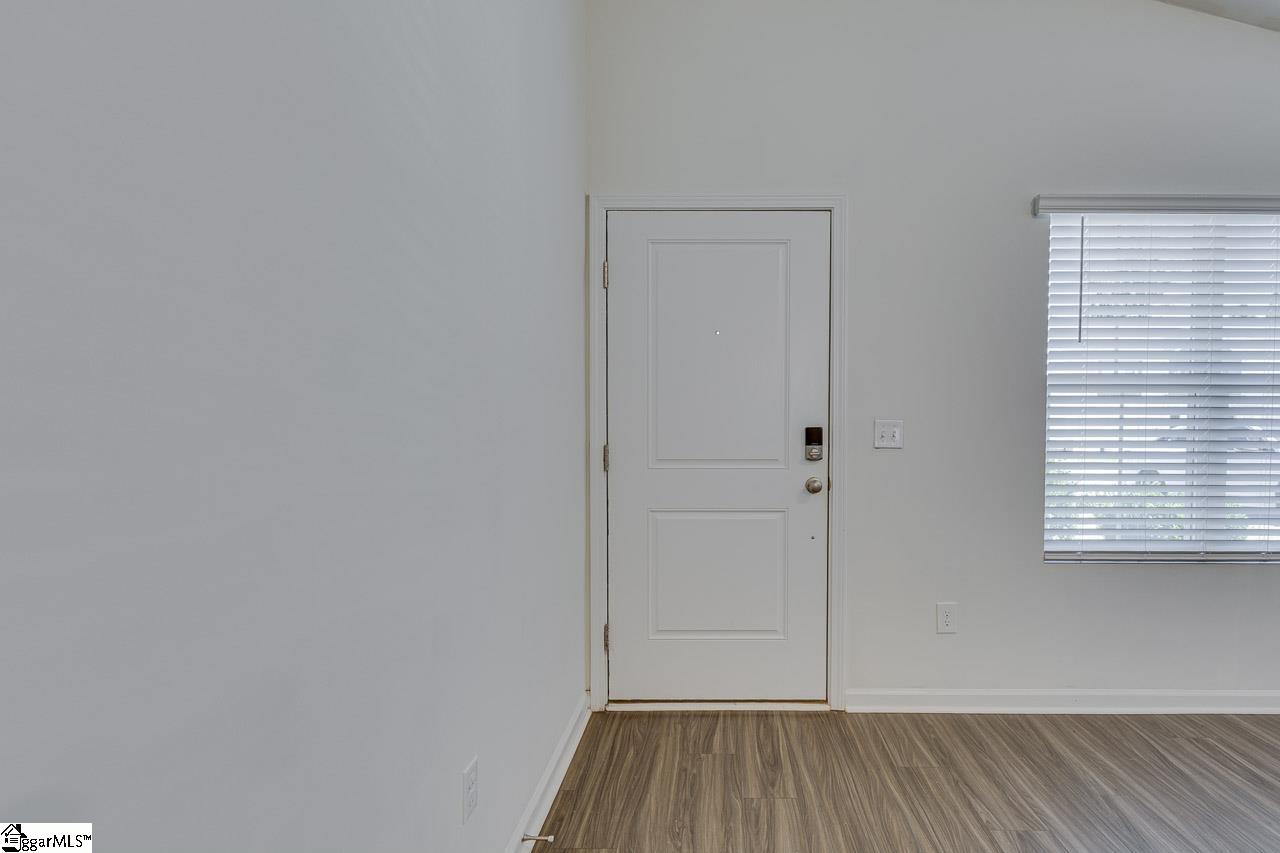 15 Chalet Court Property Photo 4