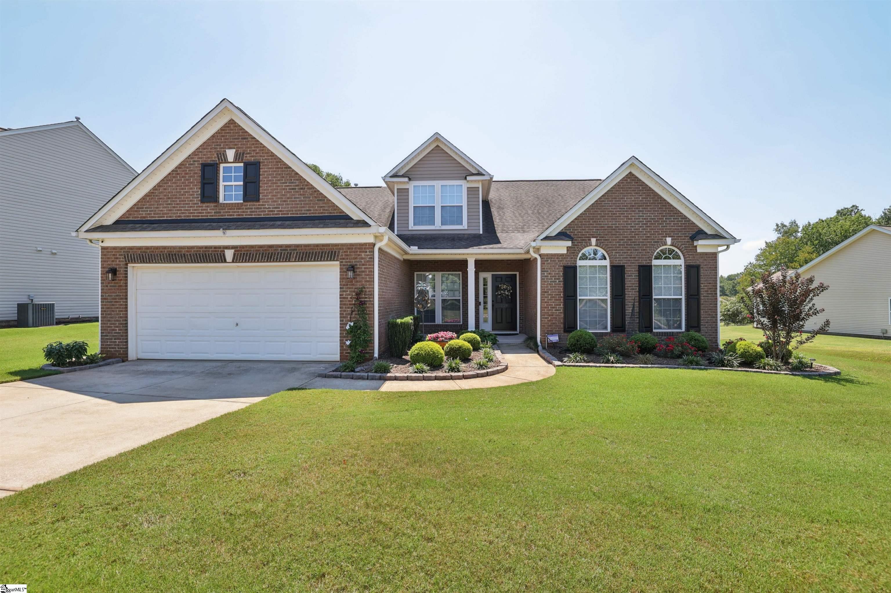 159 Castleton Circle Property Photo 1