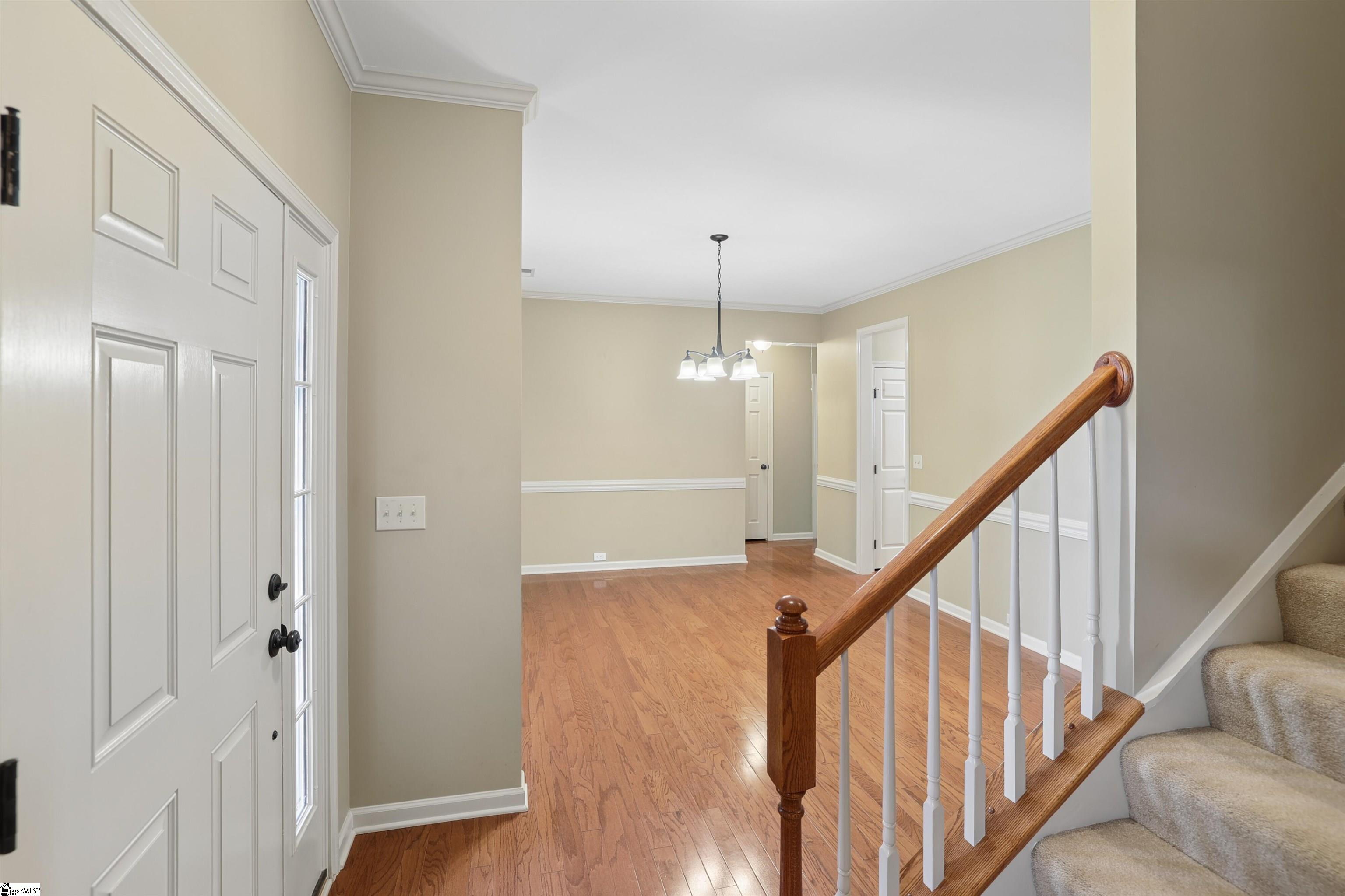 159 Castleton Circle Property Photo 3