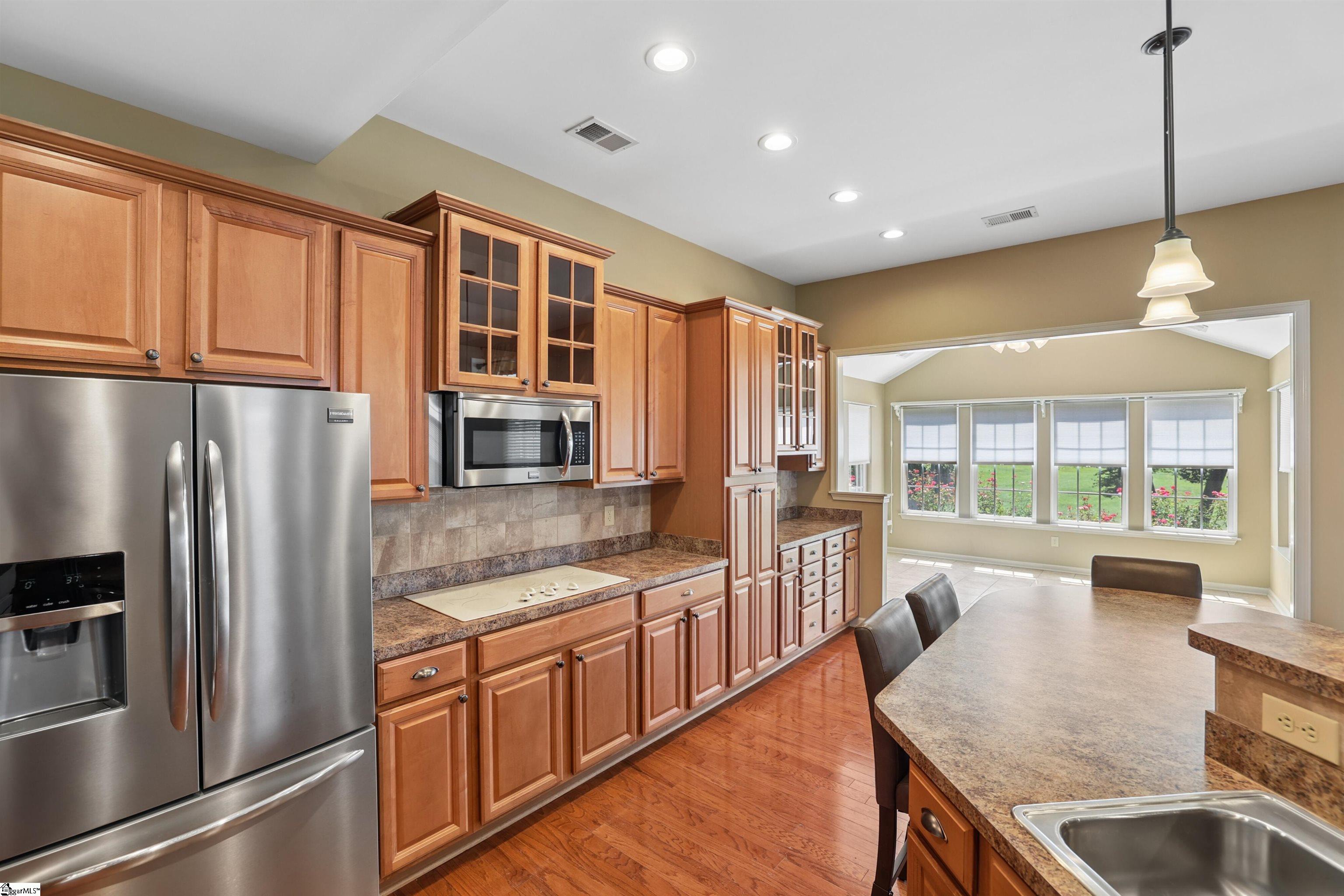 159 Castleton Circle Property Photo 10