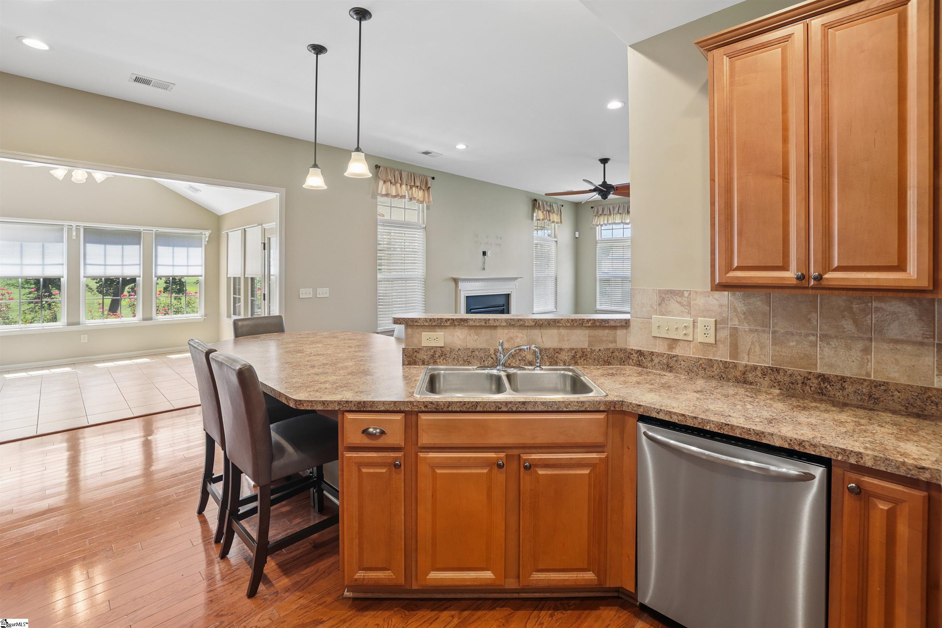 159 Castleton Circle Property Photo 11