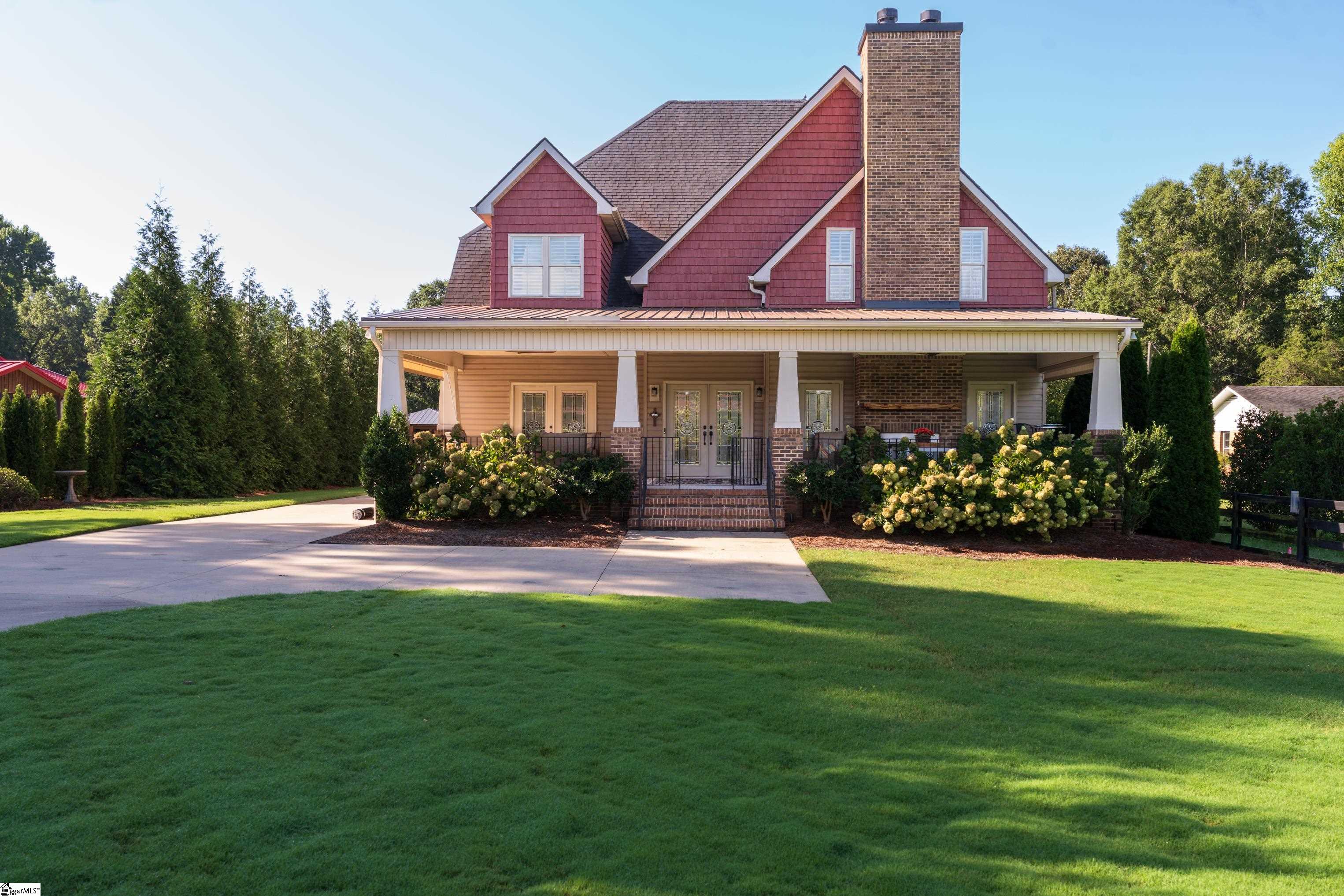 152 River Bend Road Property Photo 1