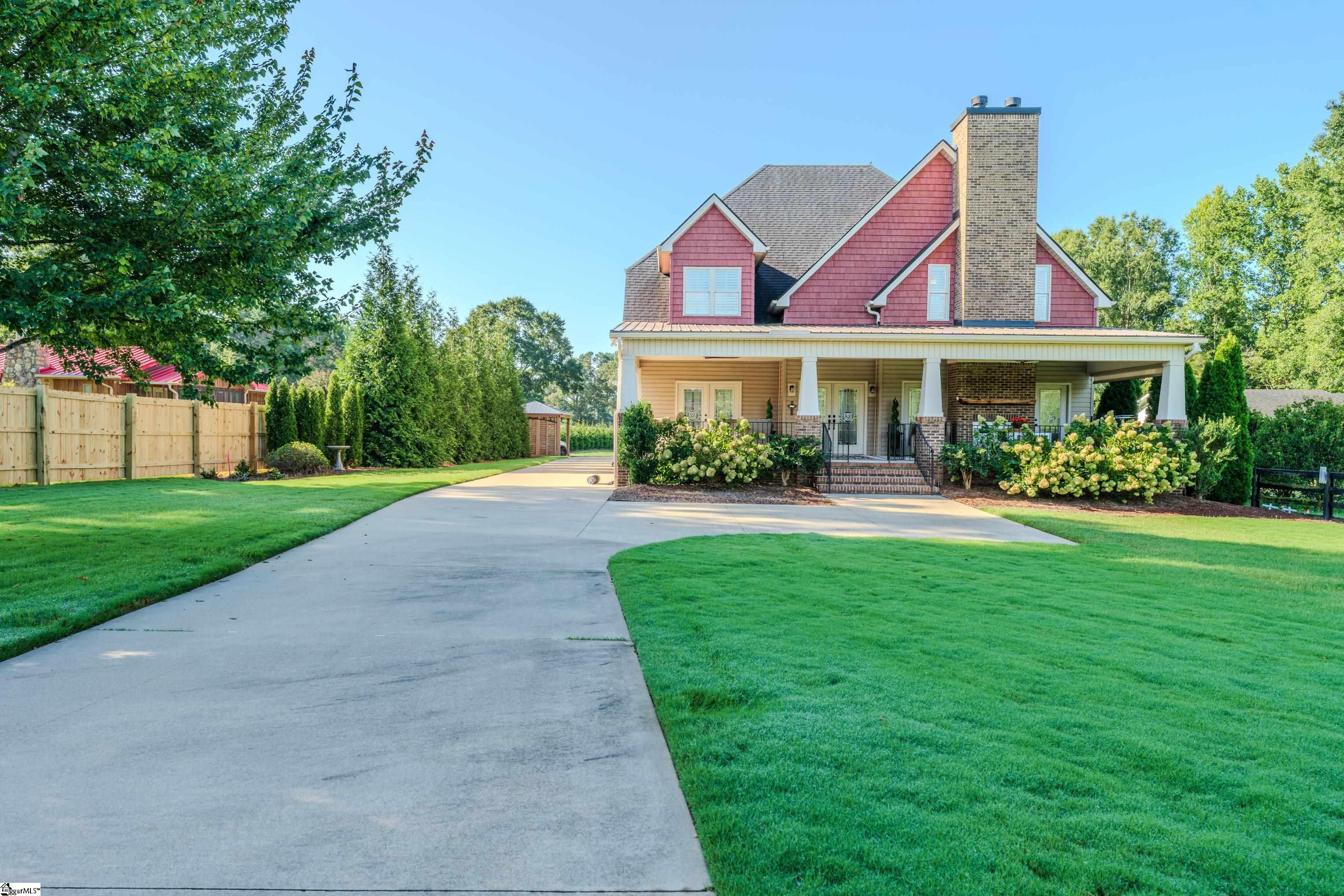 152 River Bend Road Property Photo 2
