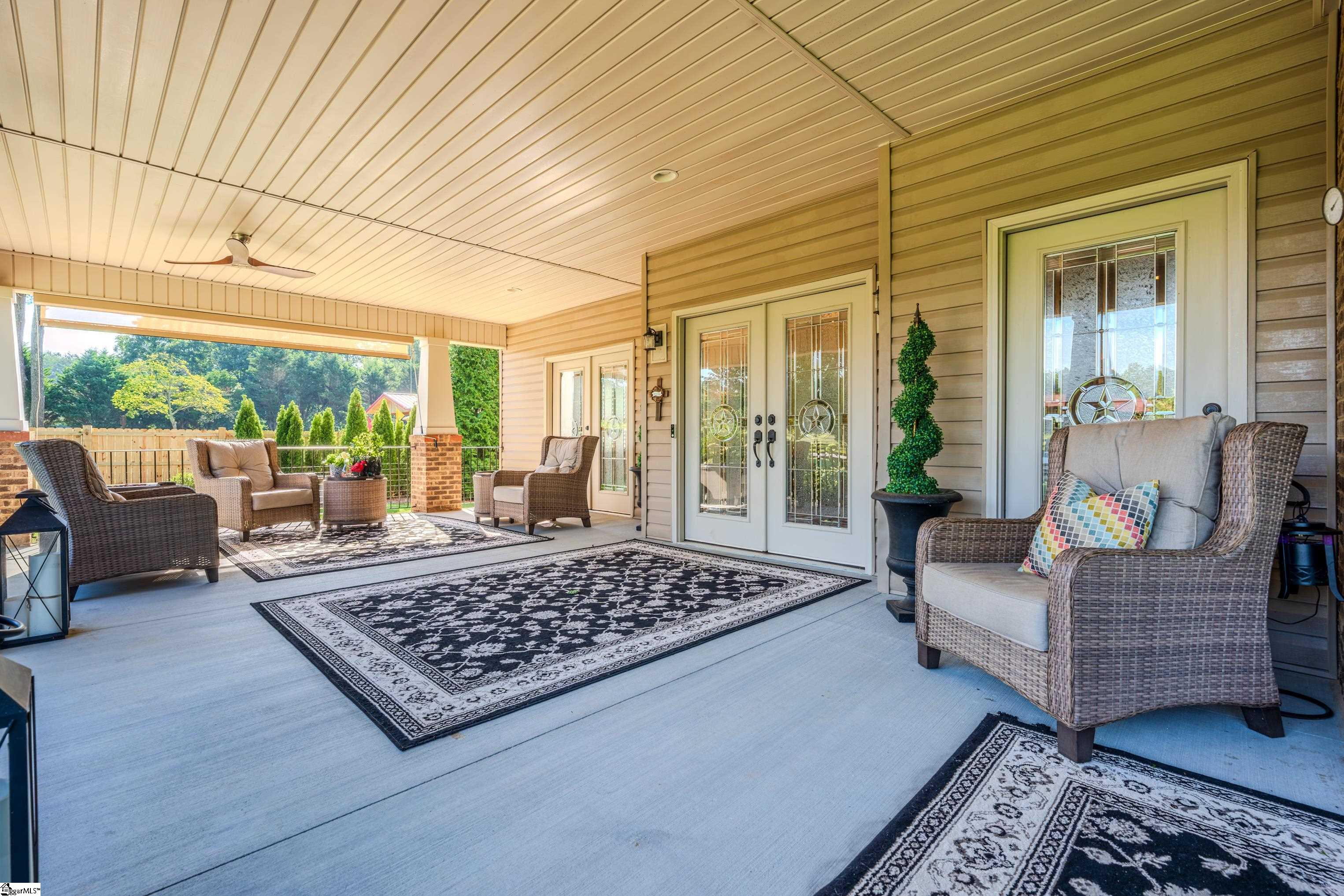 152 River Bend Road Property Photo 7