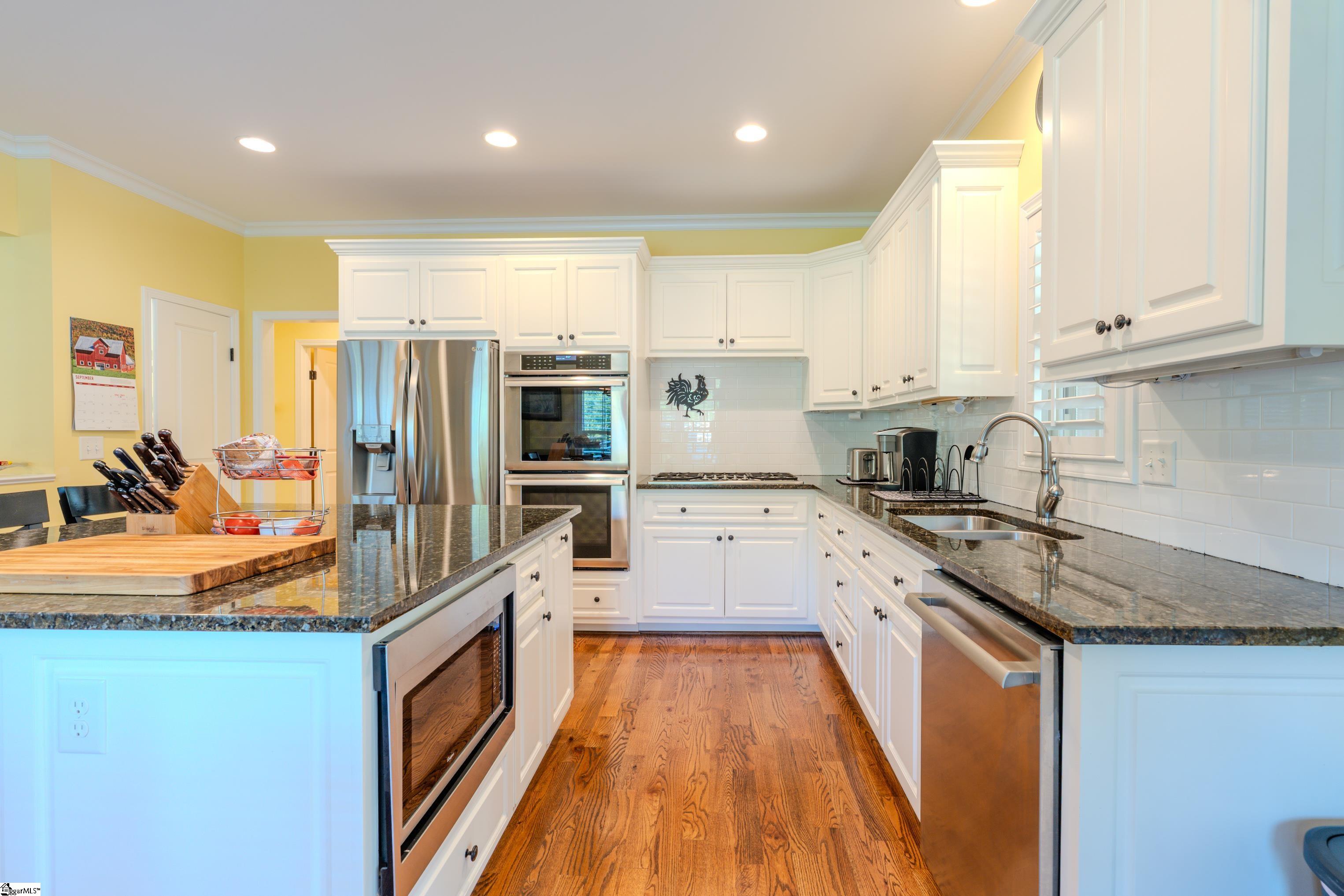 152 River Bend Road Property Photo 13