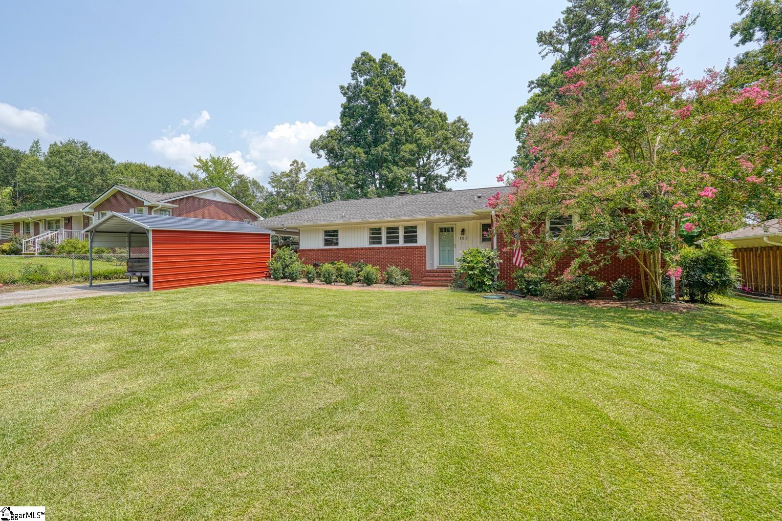 105 Guilford Place Property Photo 2