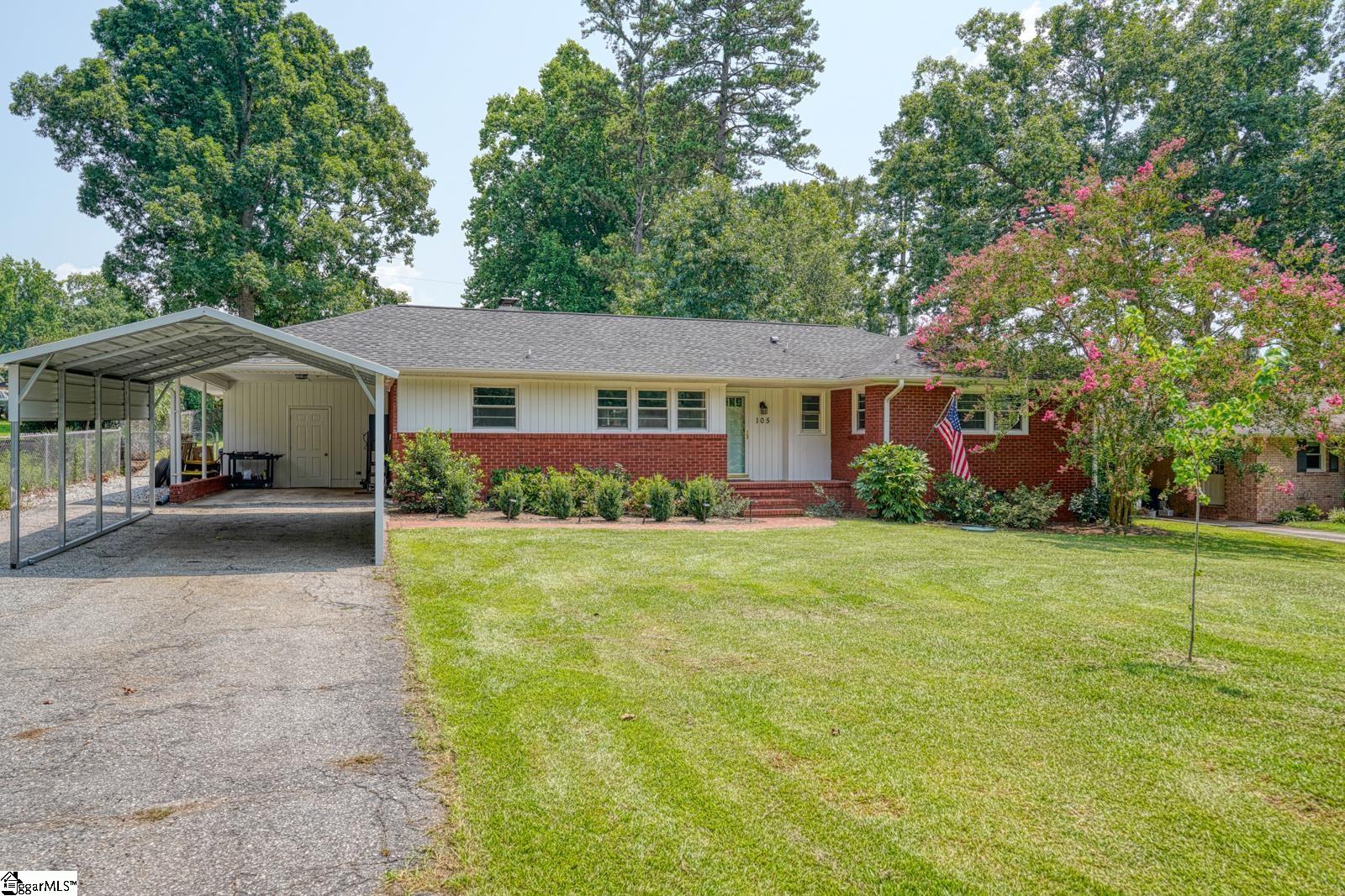 105 Guilford Place Property Photo 3