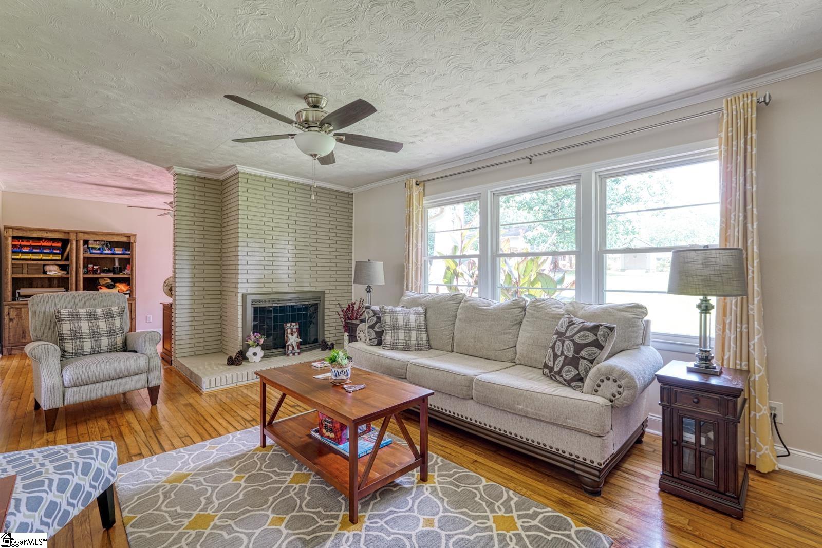 105 Guilford Place Property Photo 4