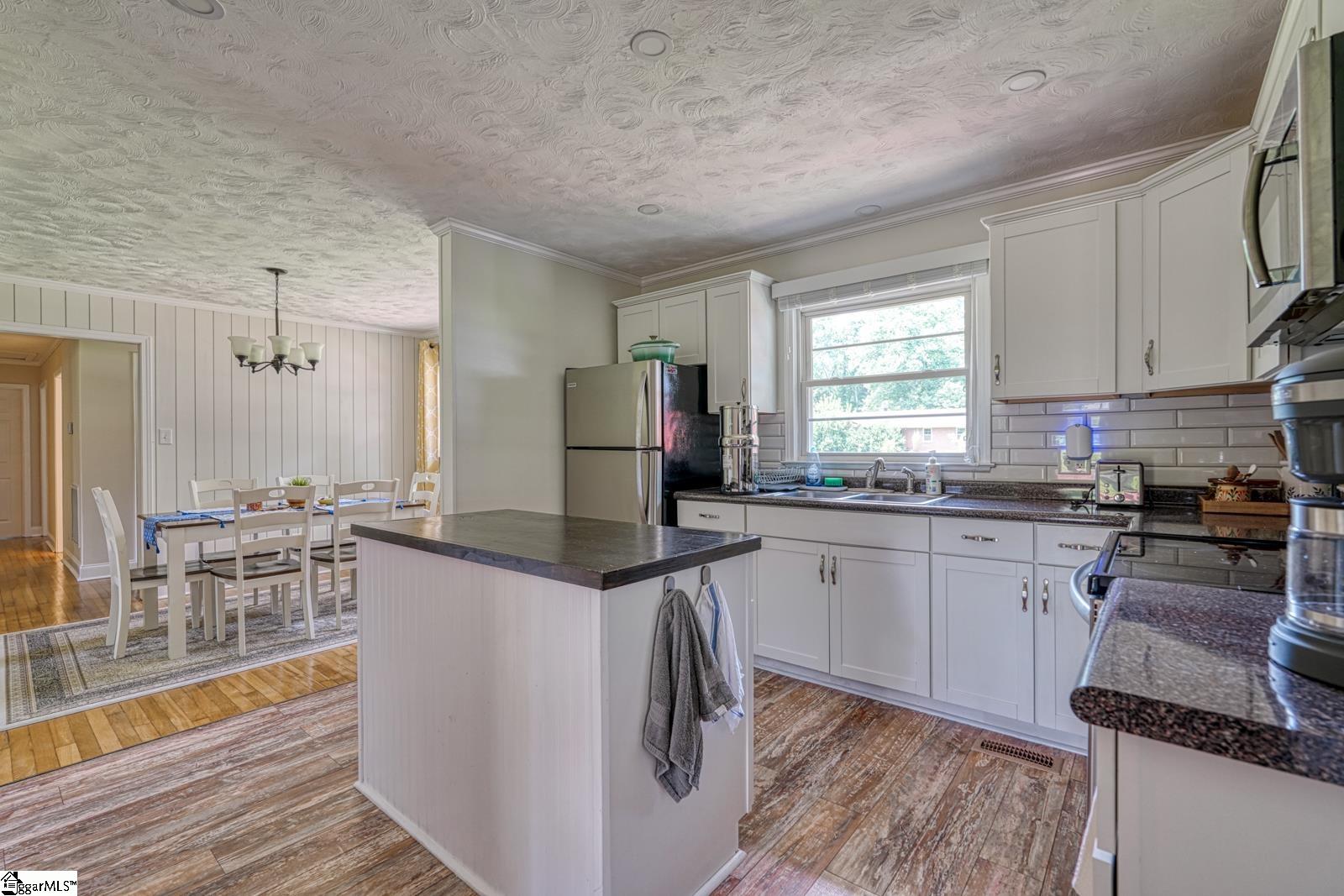105 Guilford Place Property Photo 10