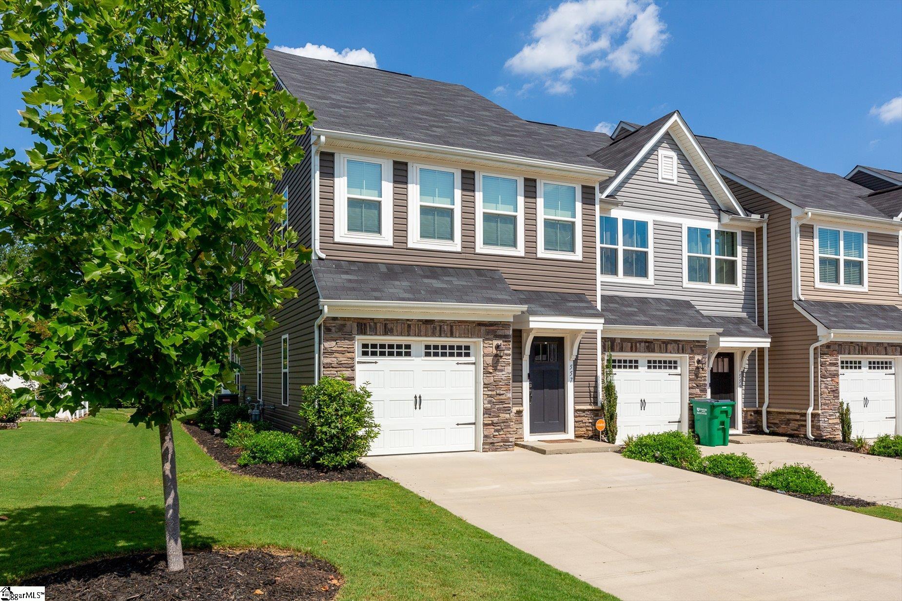 557 Preakness Run Property Photo 2