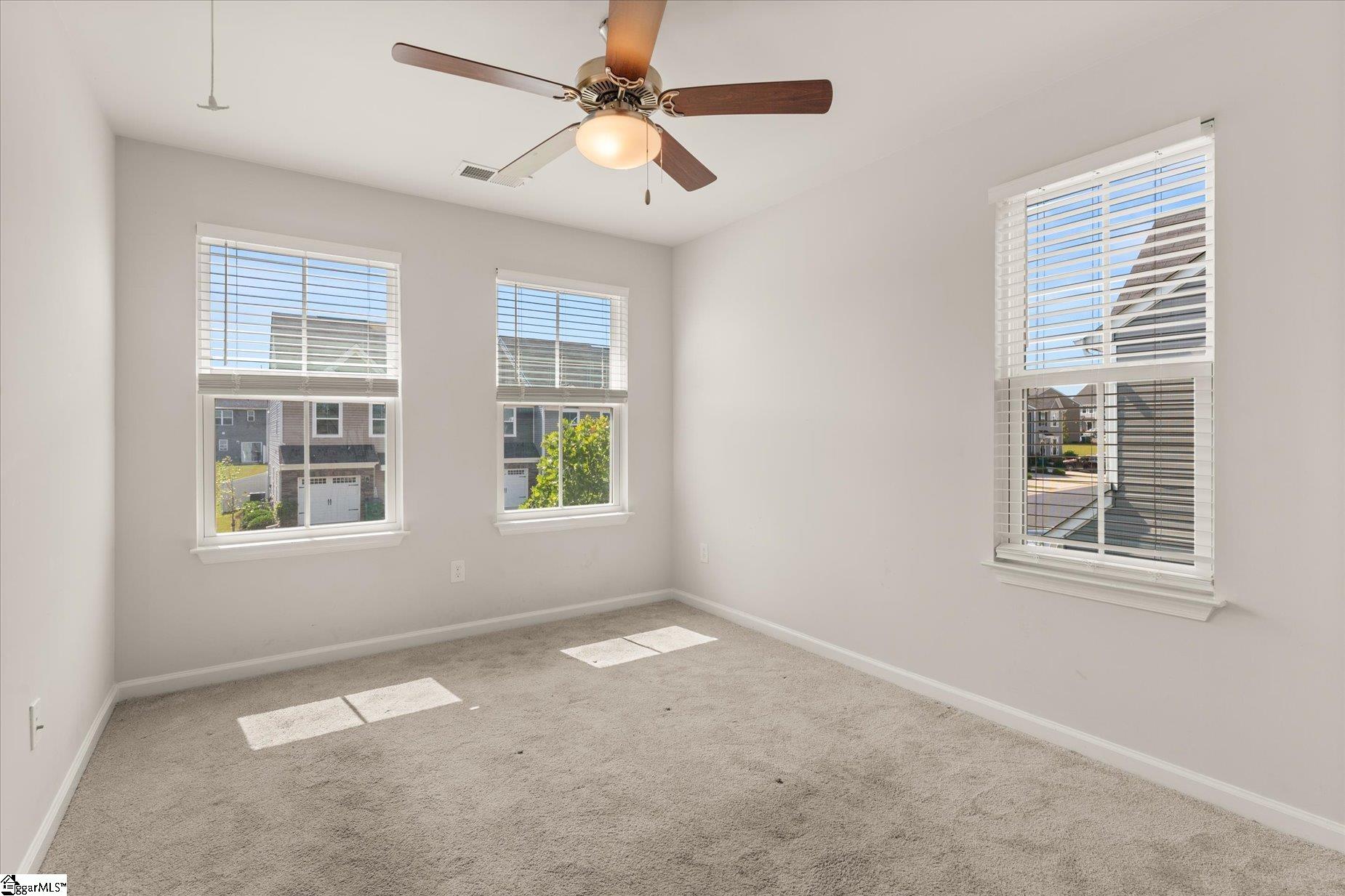 557 Preakness Run Property Photo 31