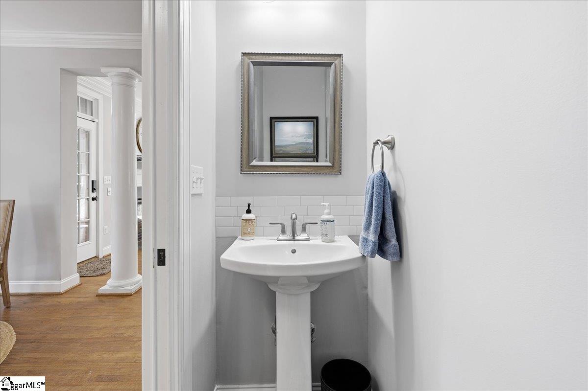 309 Chancellors Park Court Property Photo 9