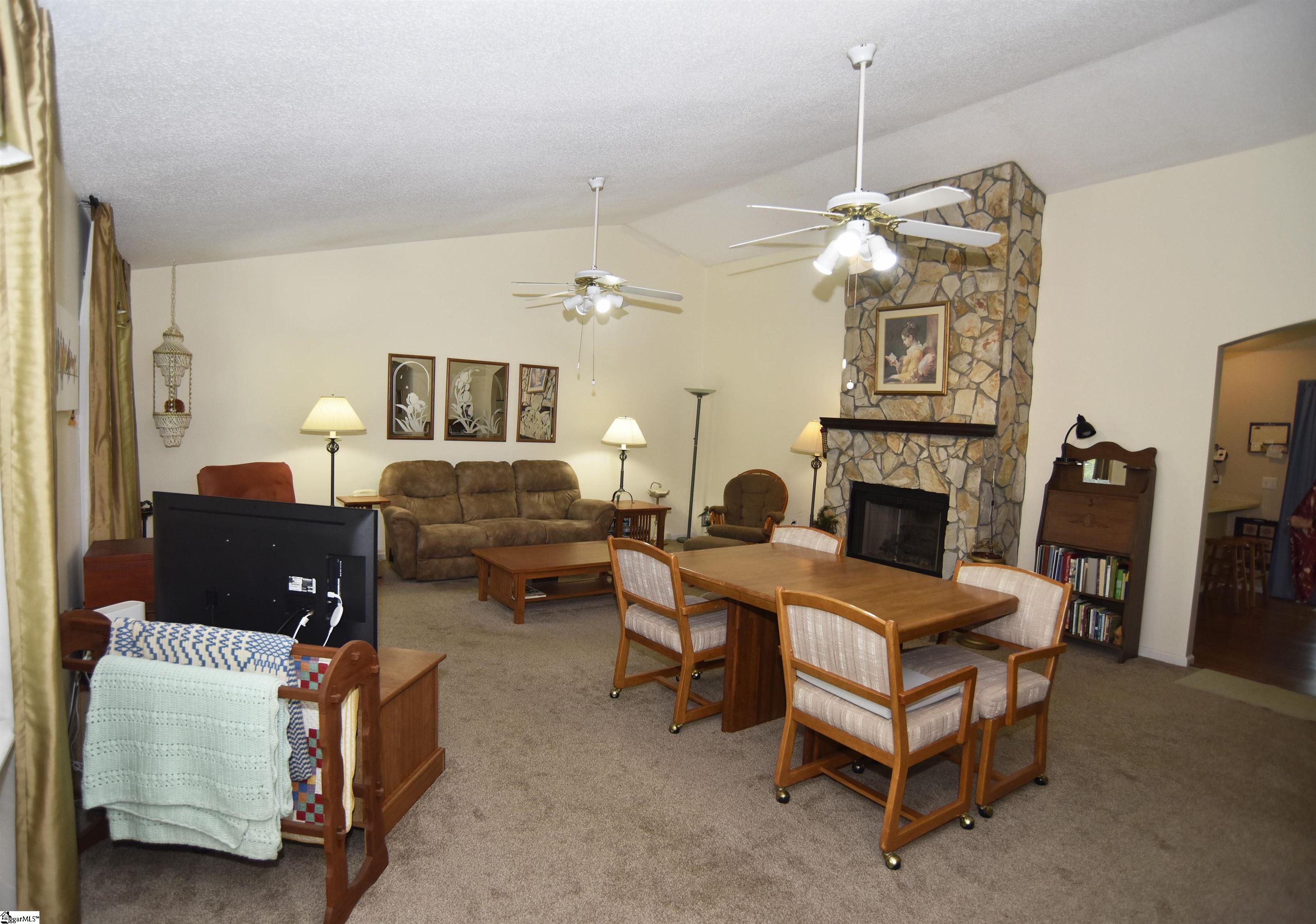 200 Sheffield Road Property Photo 3
