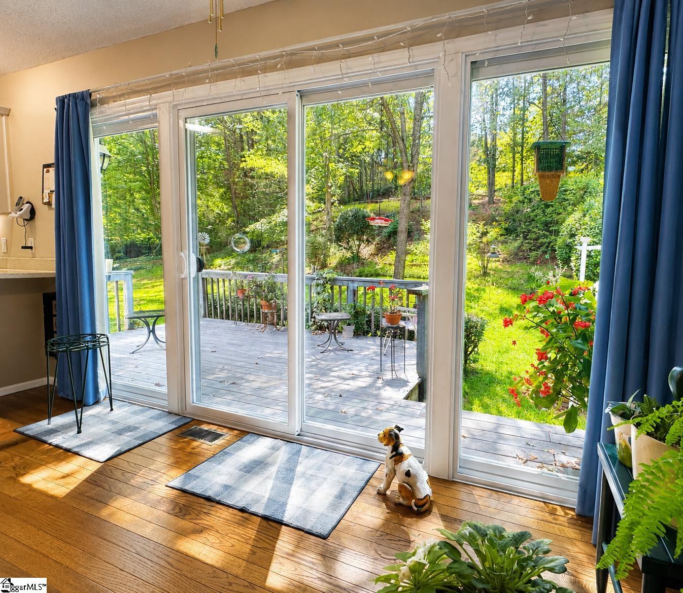 200 Sheffield Road Property Photo 15