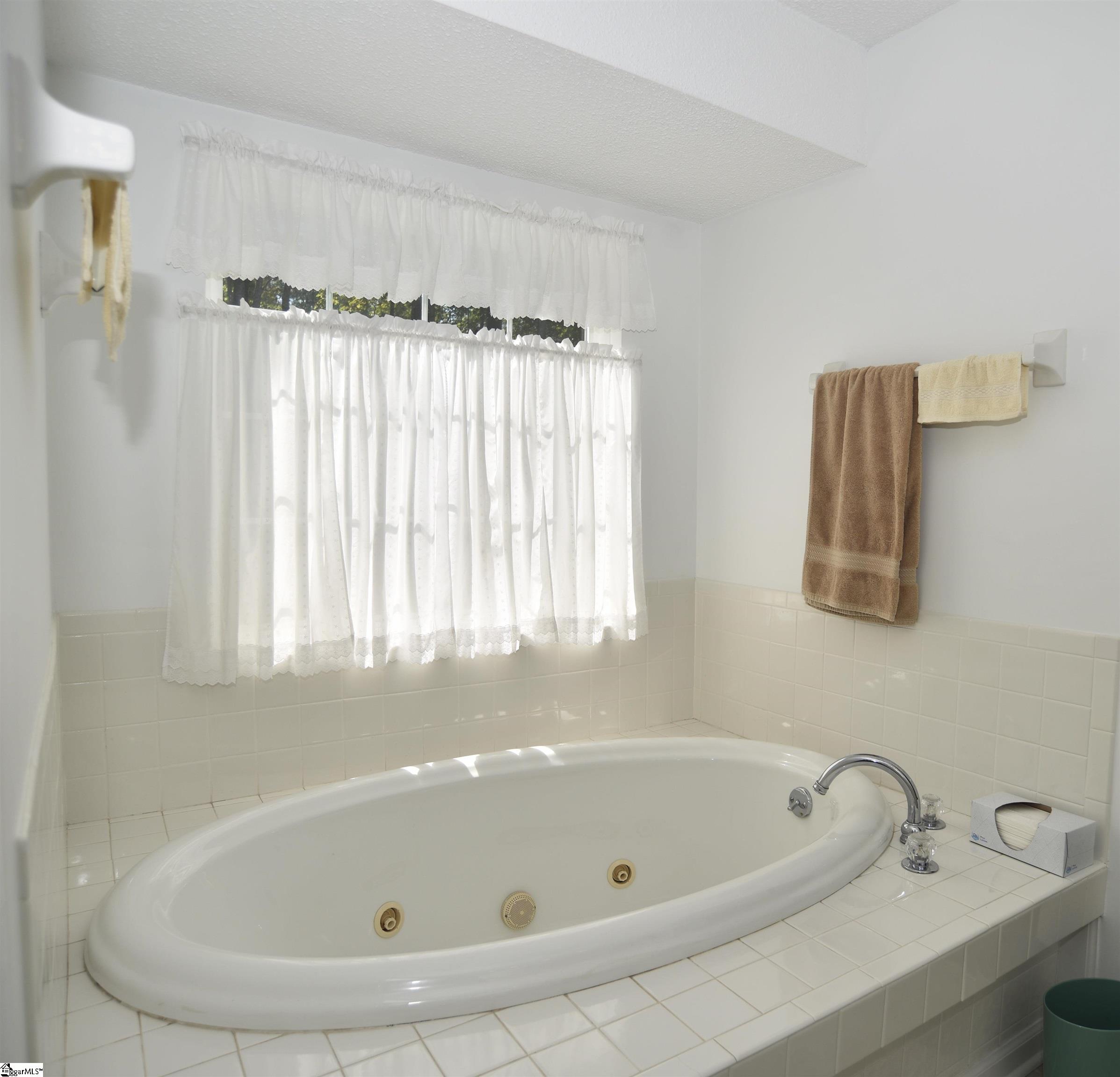 200 Sheffield Road Property Photo 22