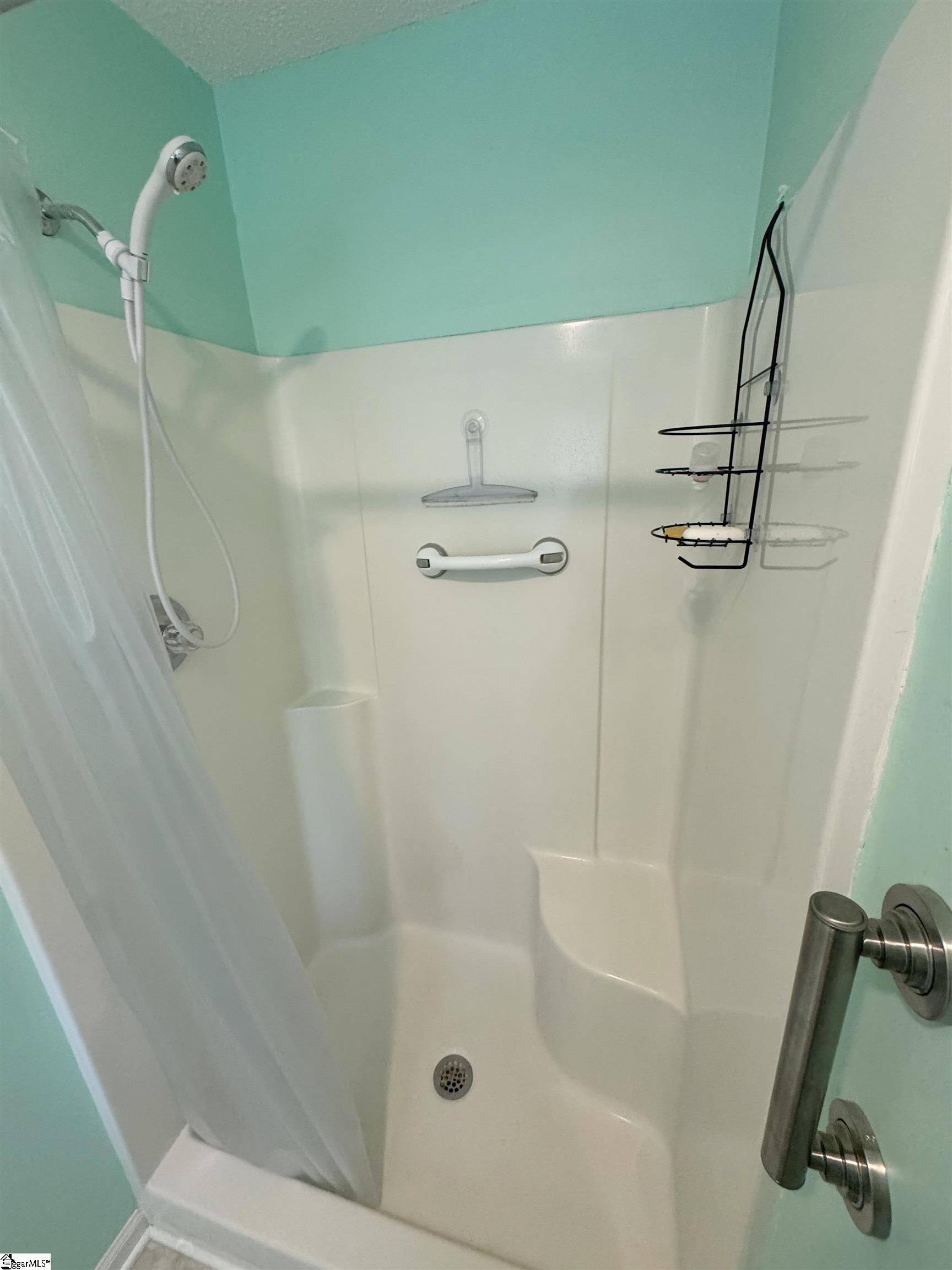 200 Sheffield Road Property Photo 23