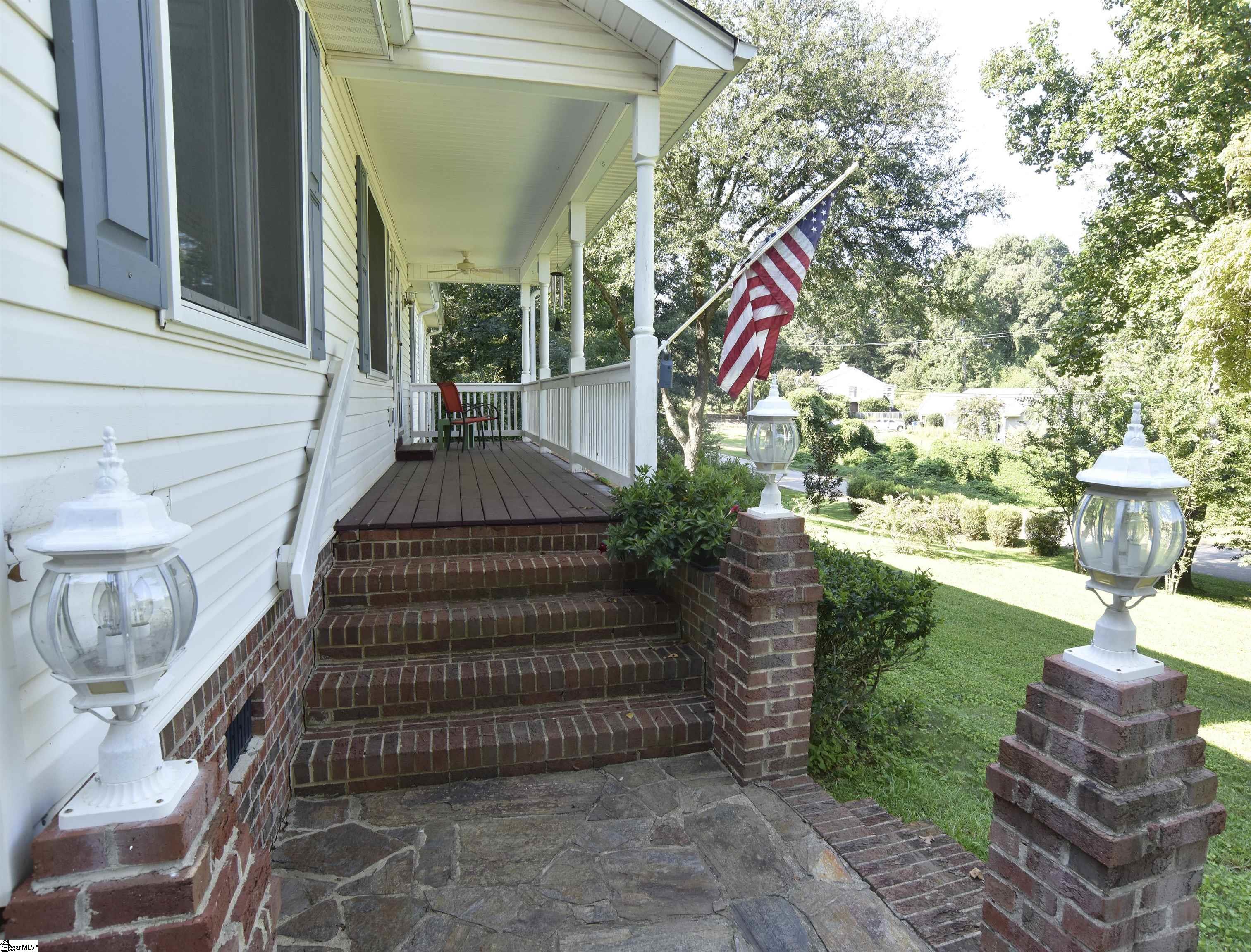 200 Sheffield Road Property Photo 39