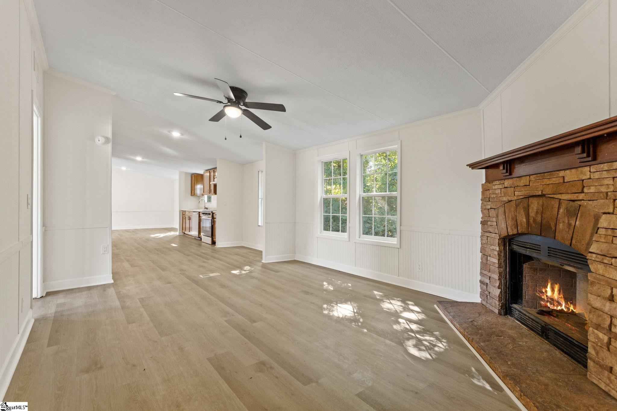 101 Redfern Court Property Photo 15