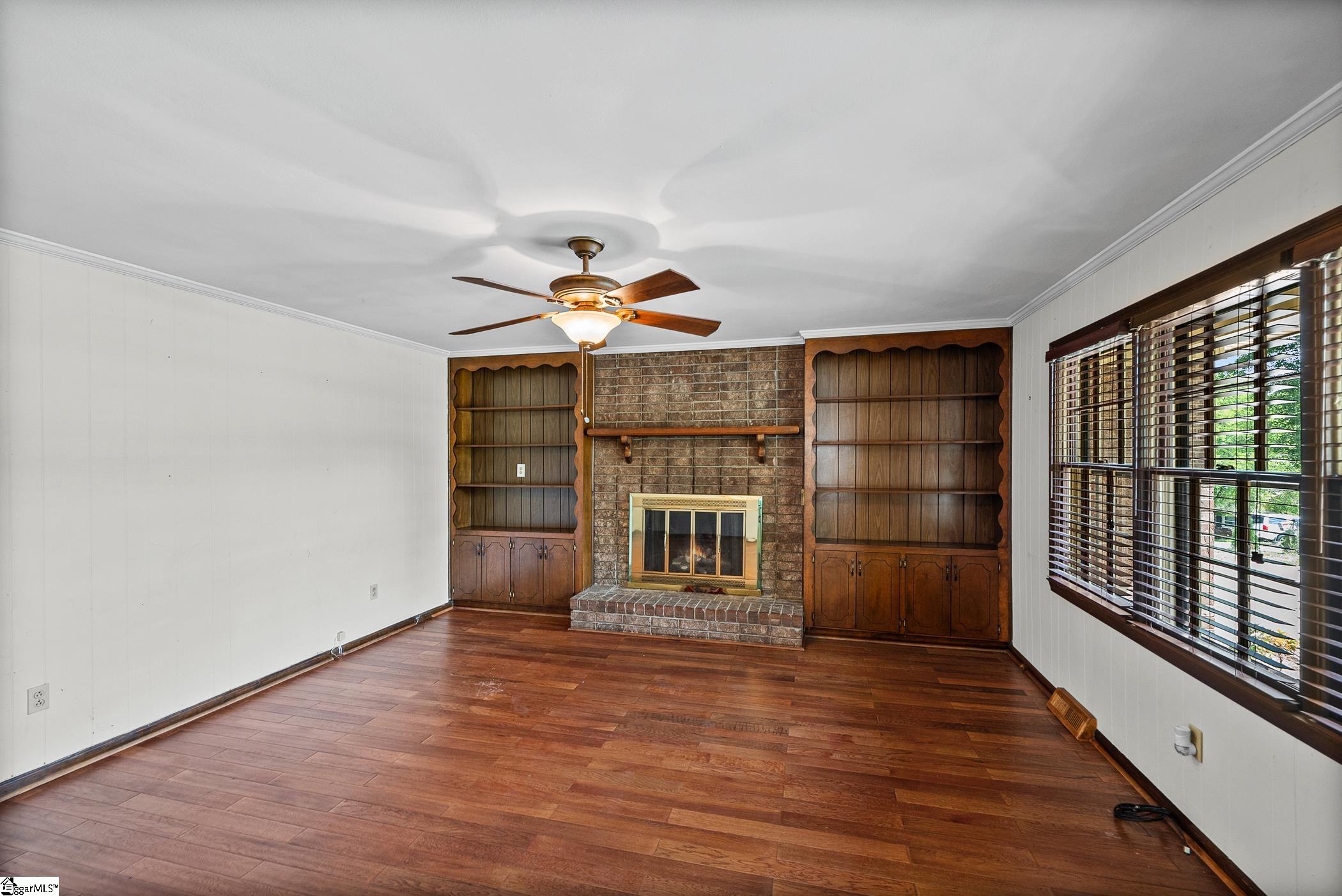 121 Brookbend Road Property Photo 5
