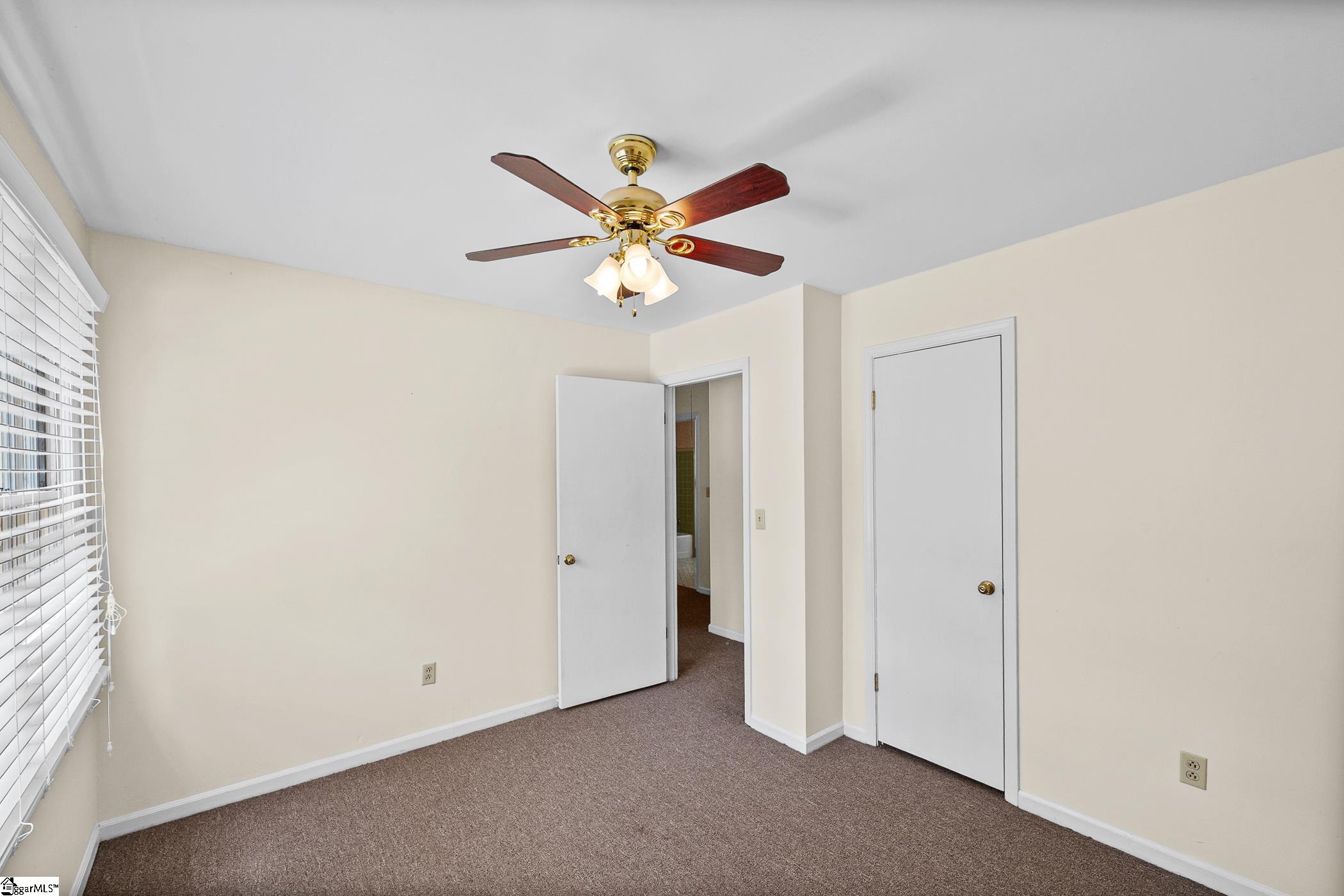 121 Brookbend Road Property Photo 26