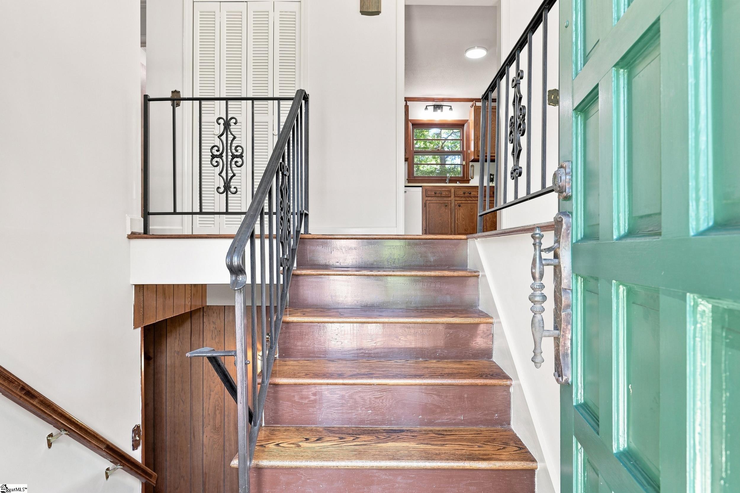 4 Riverview Drive Property Photo 3