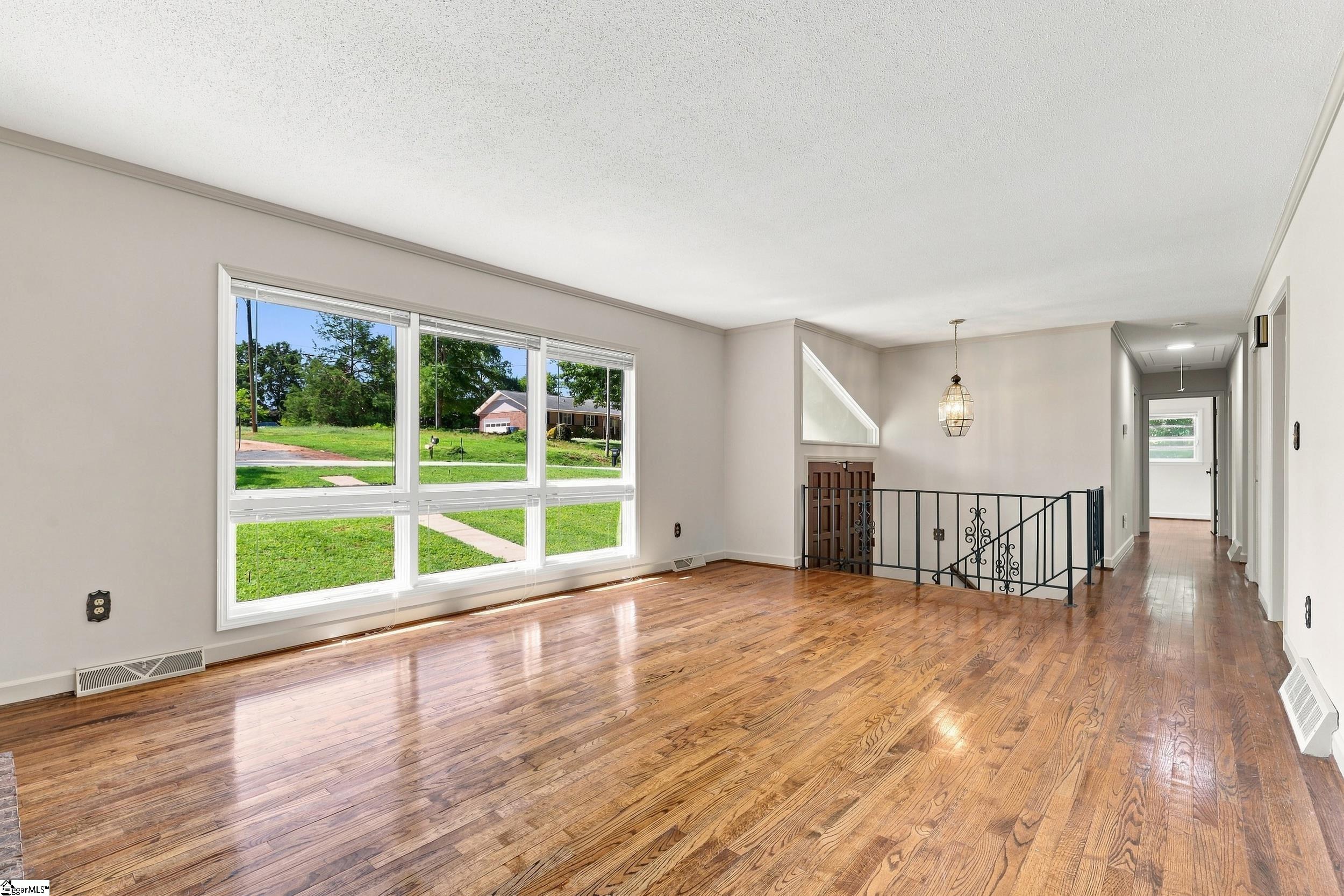 4 Riverview Drive Property Photo 5