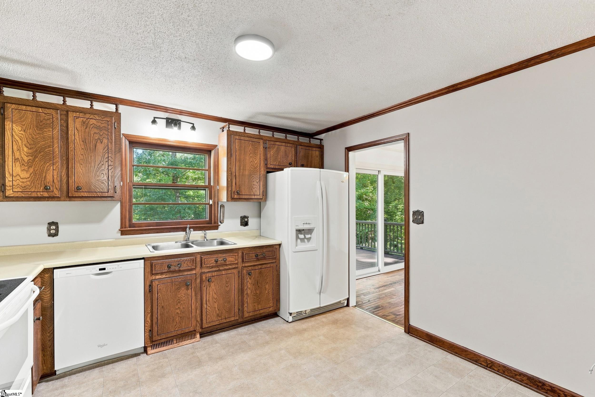 4 Riverview Drive Property Photo 9