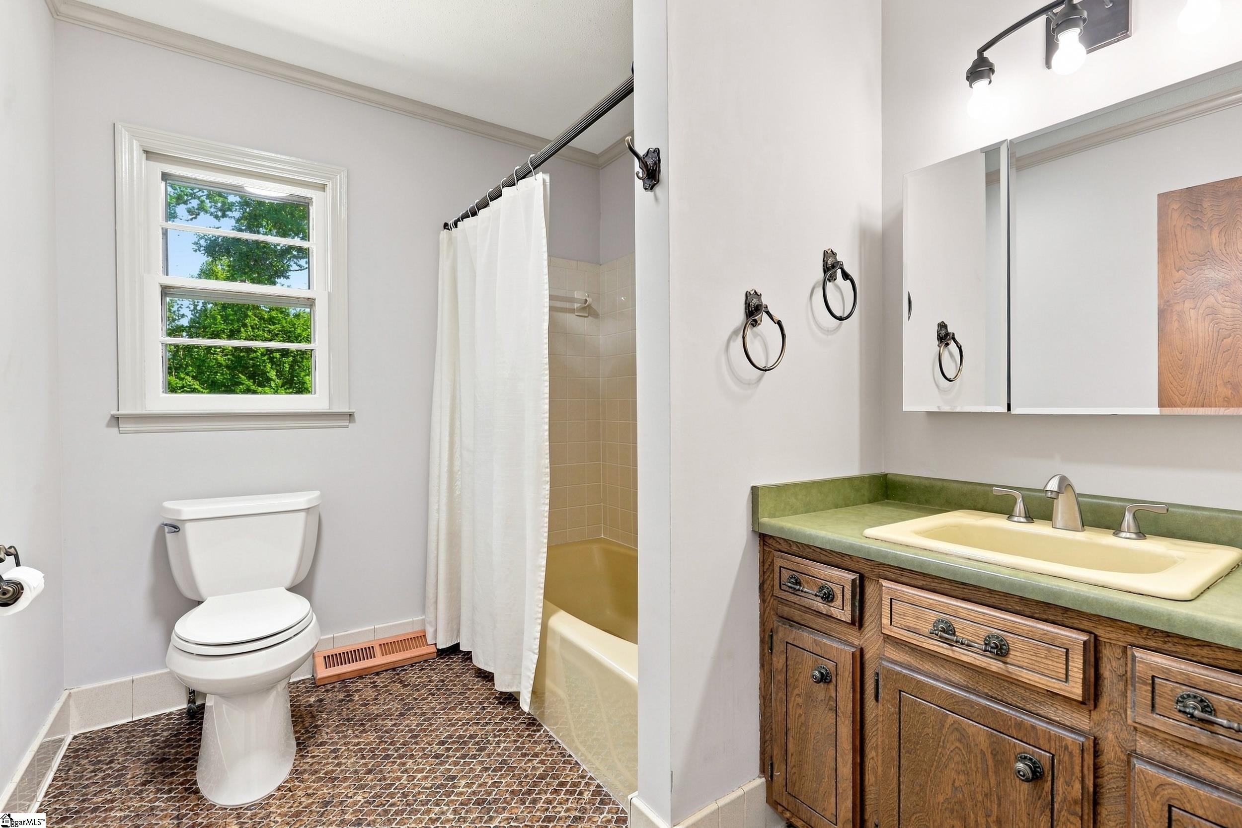 4 Riverview Drive Property Photo 16
