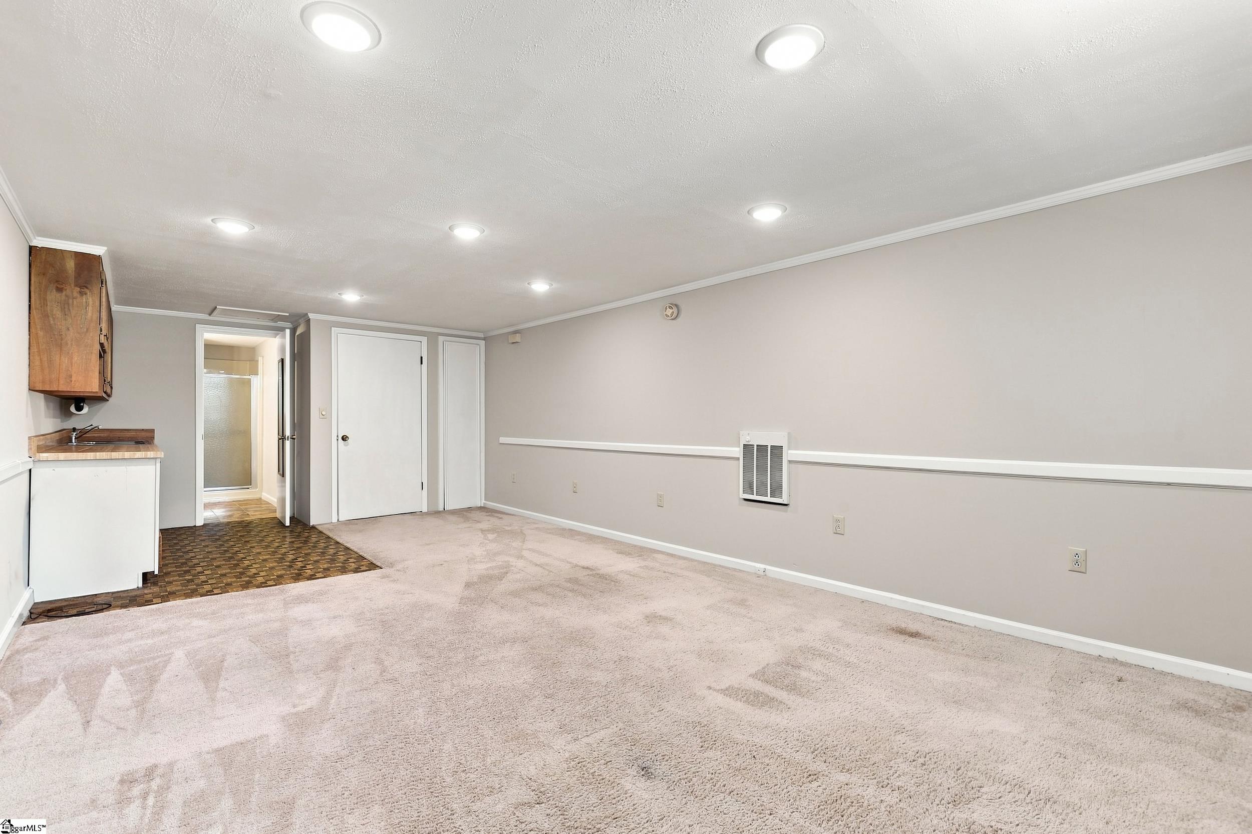 4 Riverview Drive Property Photo 23