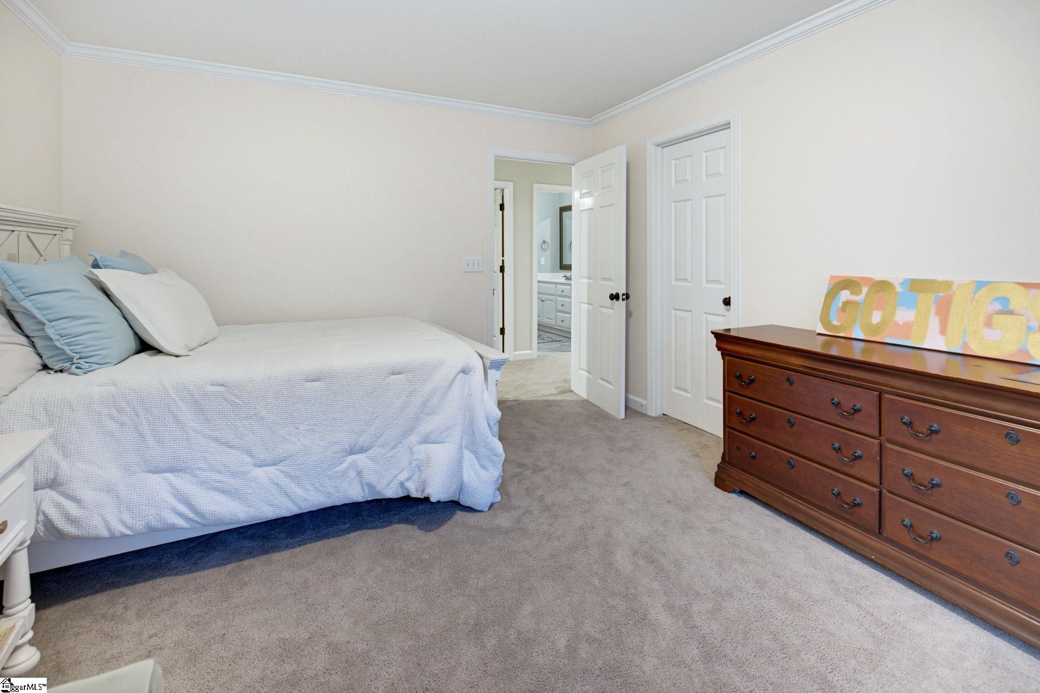 205 Alender Way Property Photo 32