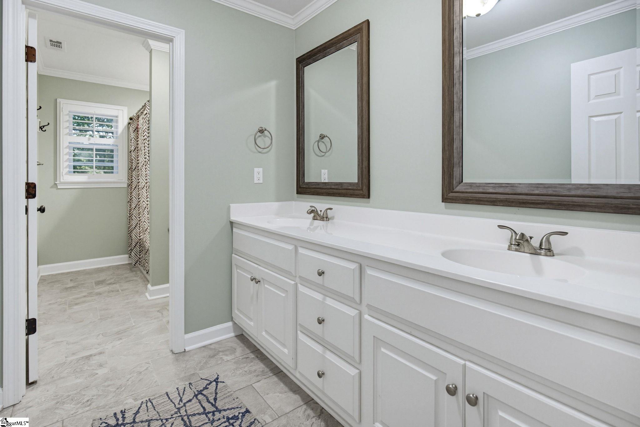 205 Alender Way Property Photo 33