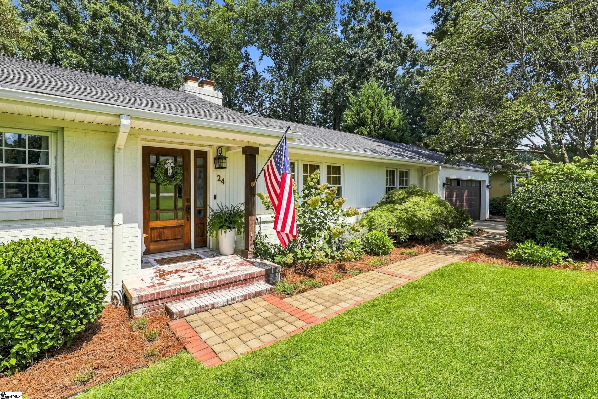 24 Spring Forest Road Property Photo 2