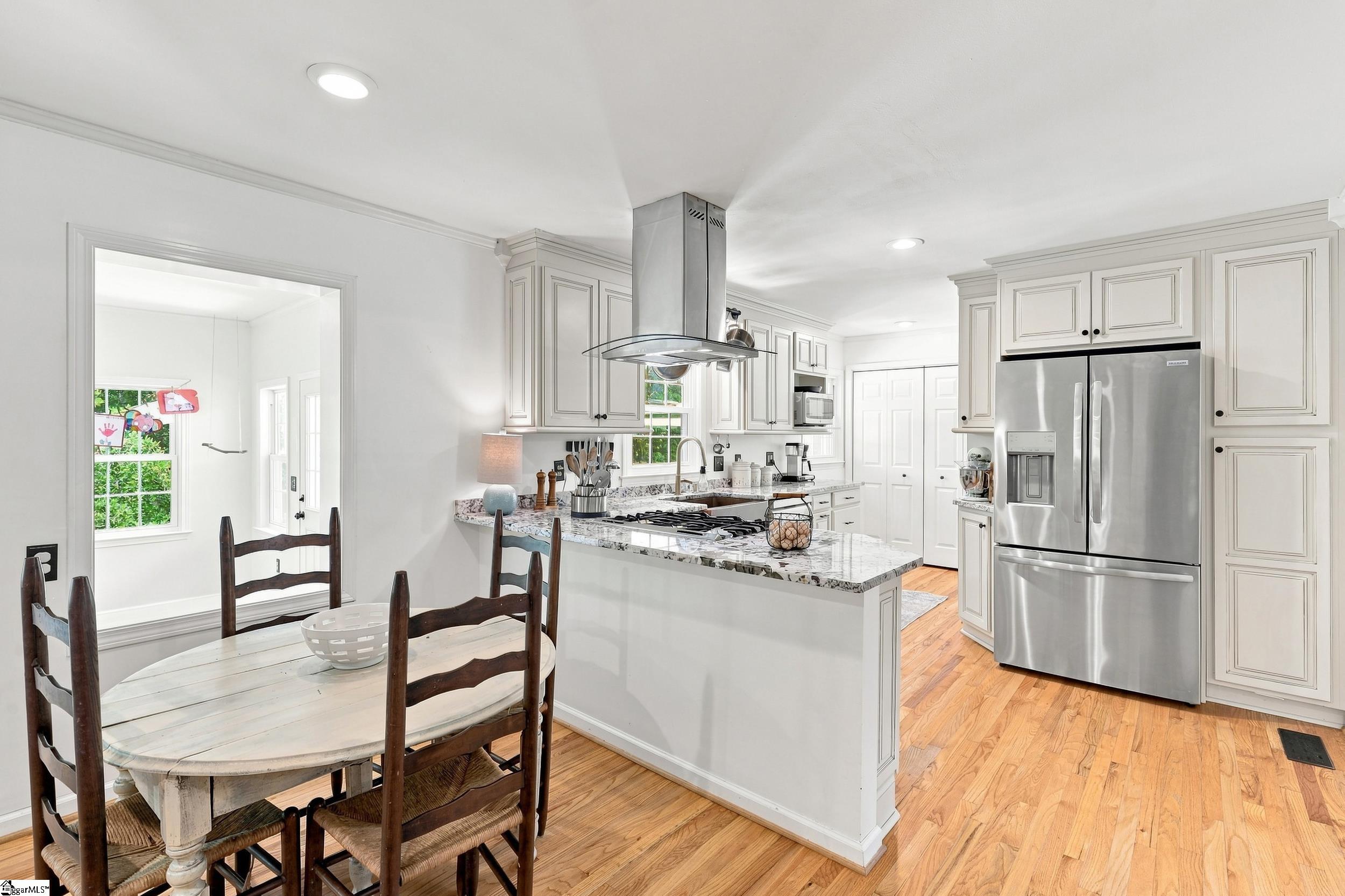 24 Spring Forest Road Property Photo 8