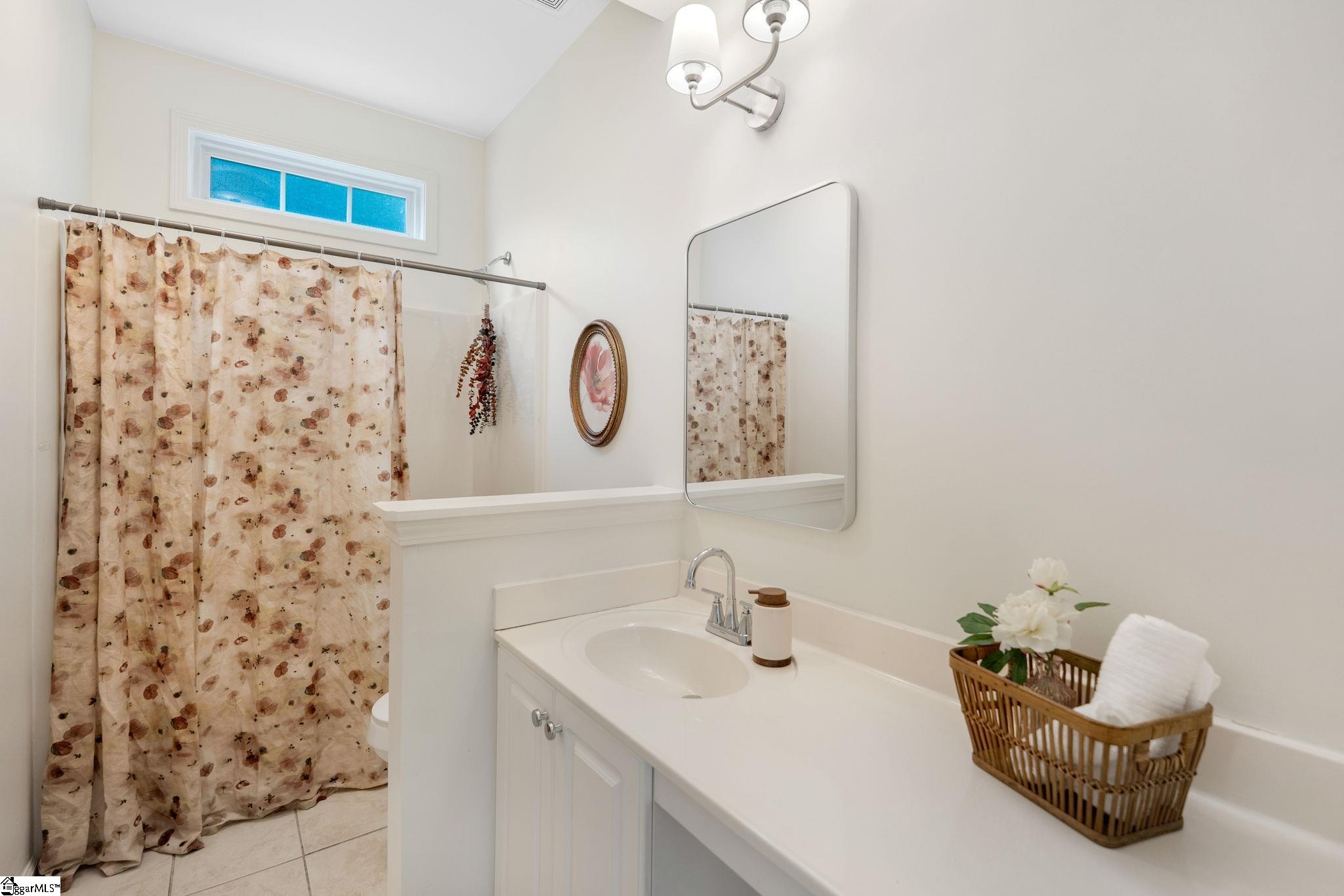 606 Heathercrest Court Property Photo 20