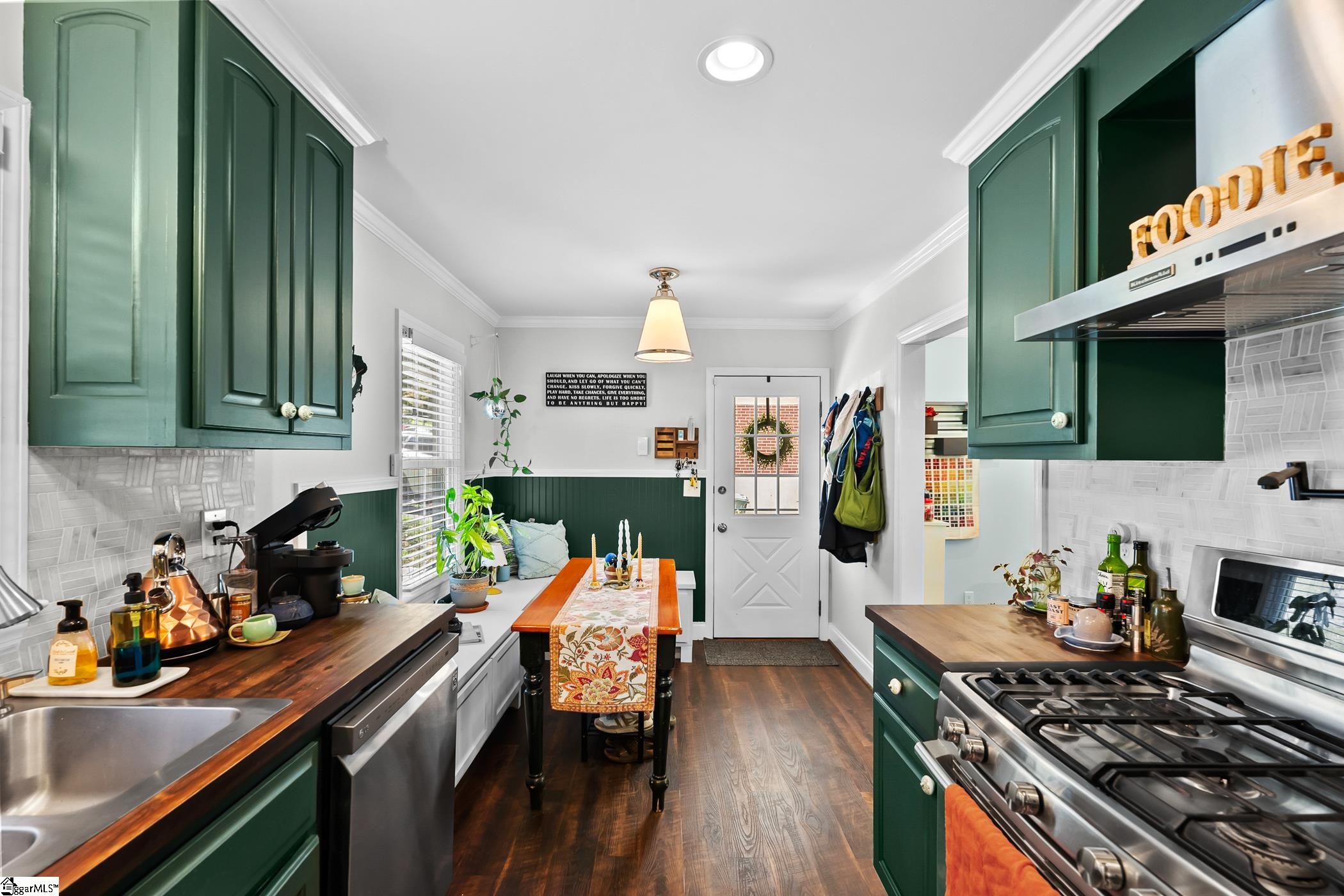 34 Nottingham Road Property Photo 6