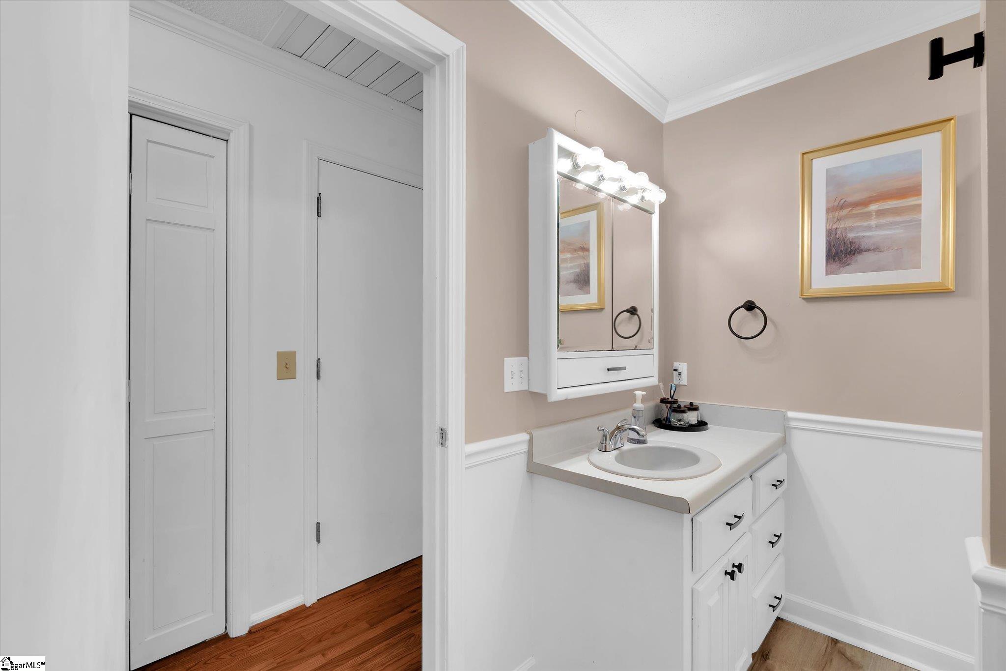 104 Ridgewood Street Property Photo 13