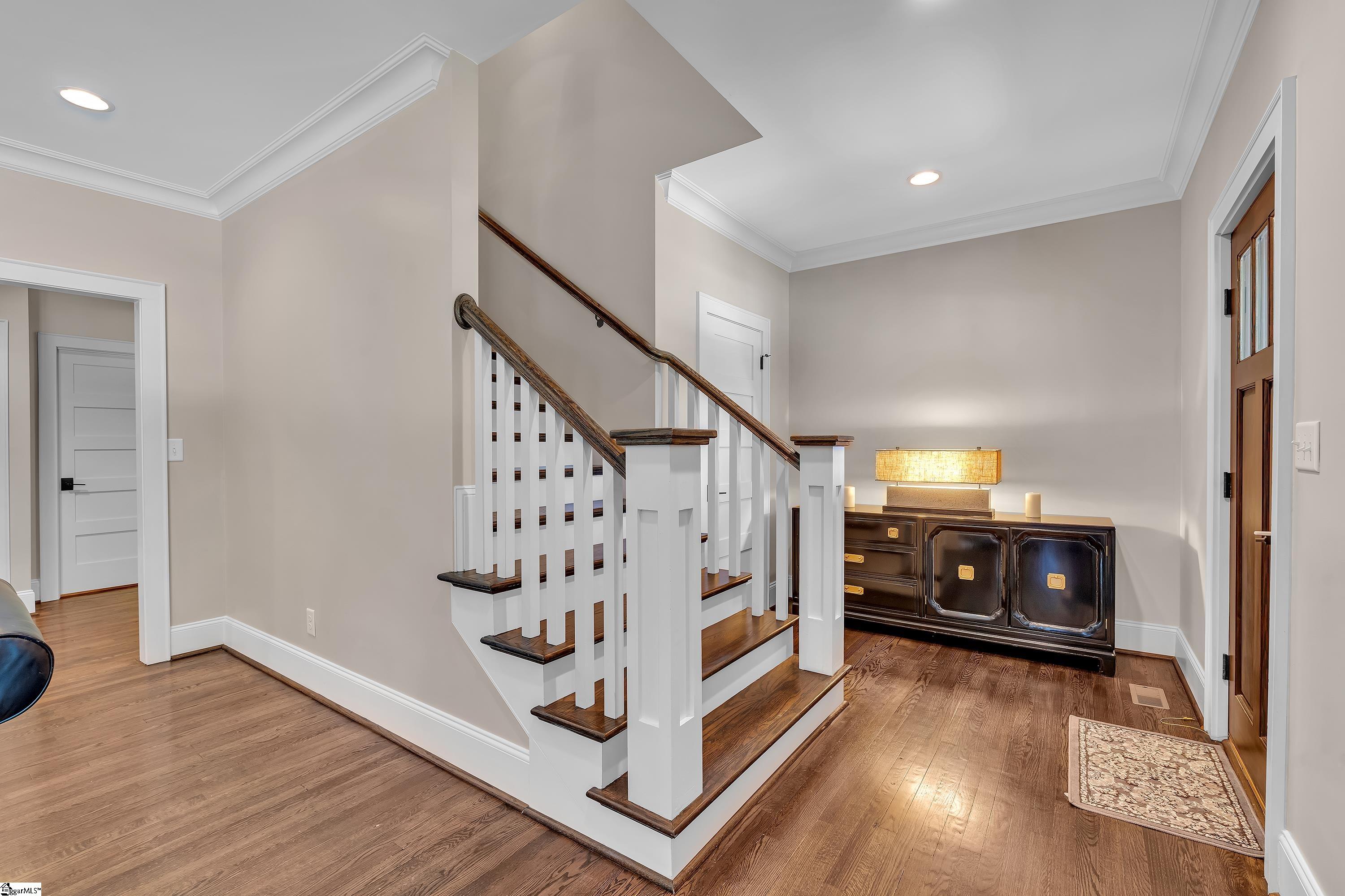 201 Cleveland Street Property Photo 6