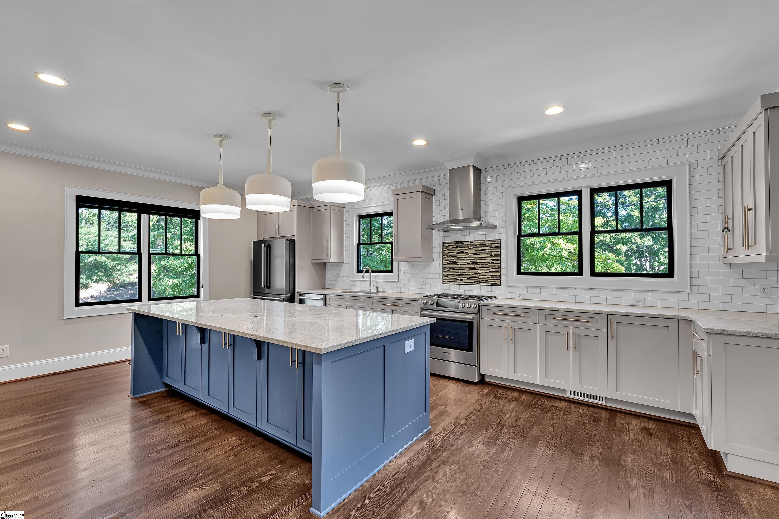 201 Cleveland Street Property Photo 8