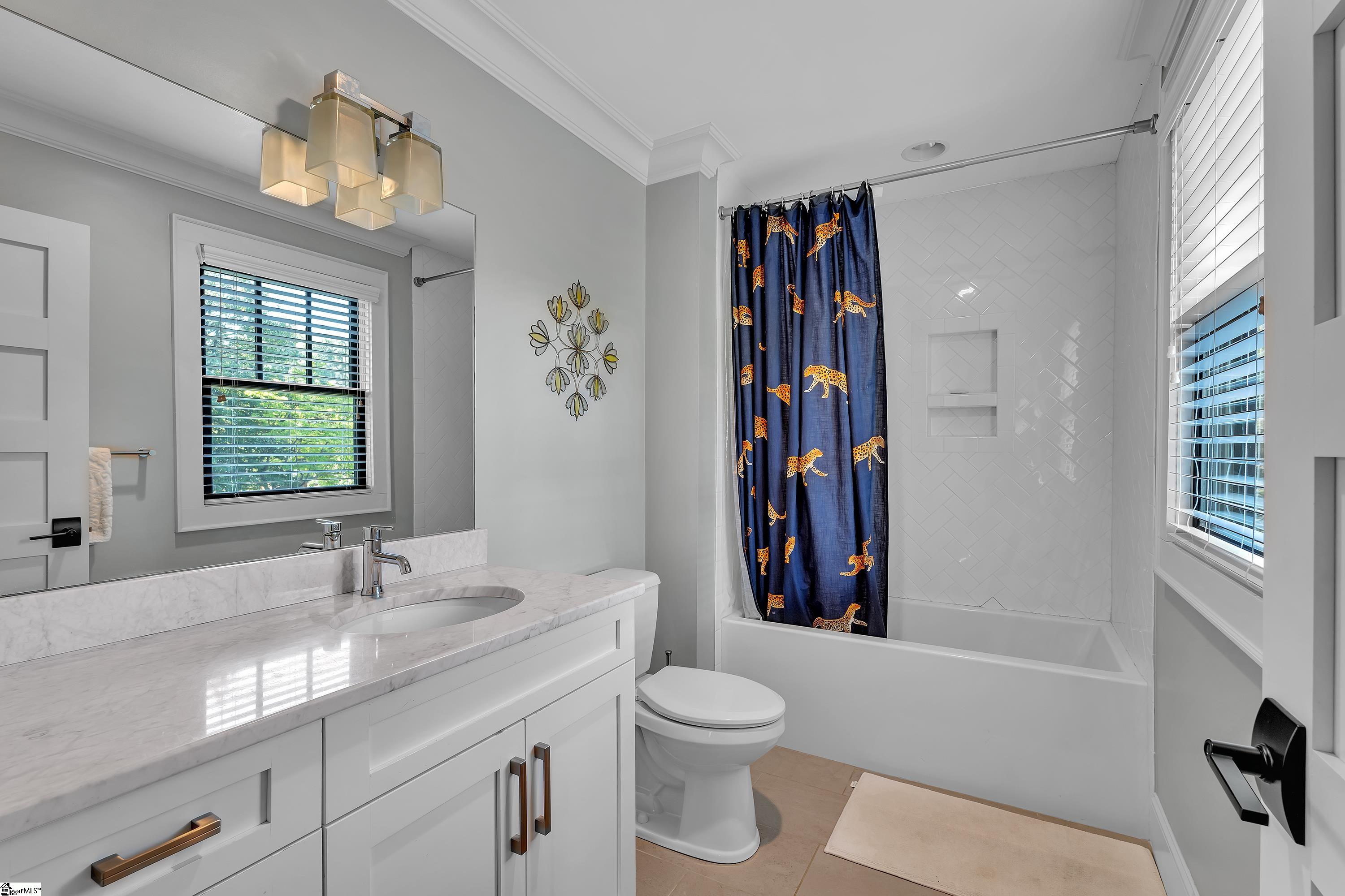 201 Cleveland Street Property Photo 29