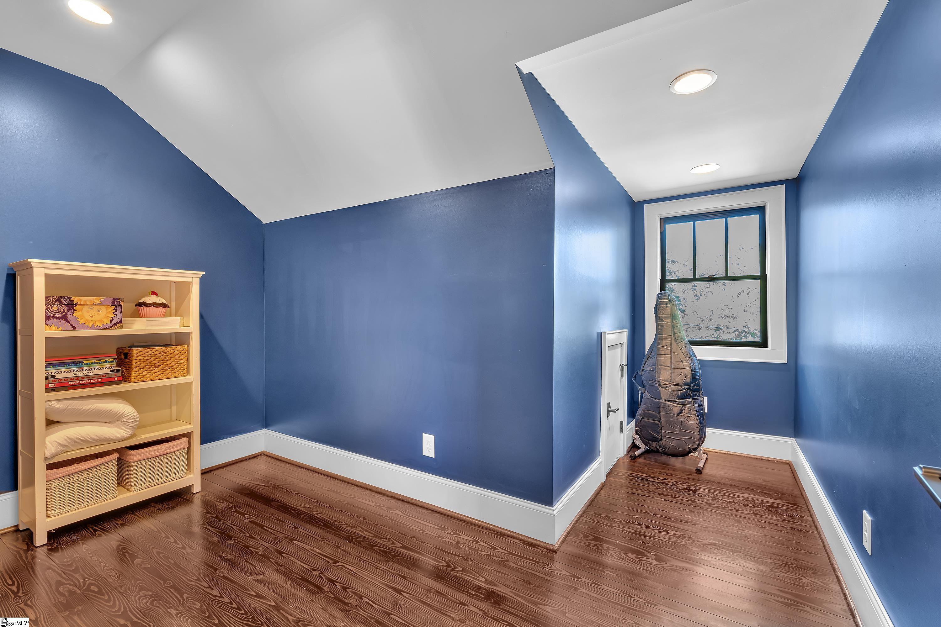 201 Cleveland Street Property Photo 30