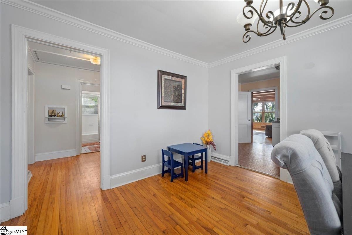 238 California Avenue Property Photo 15